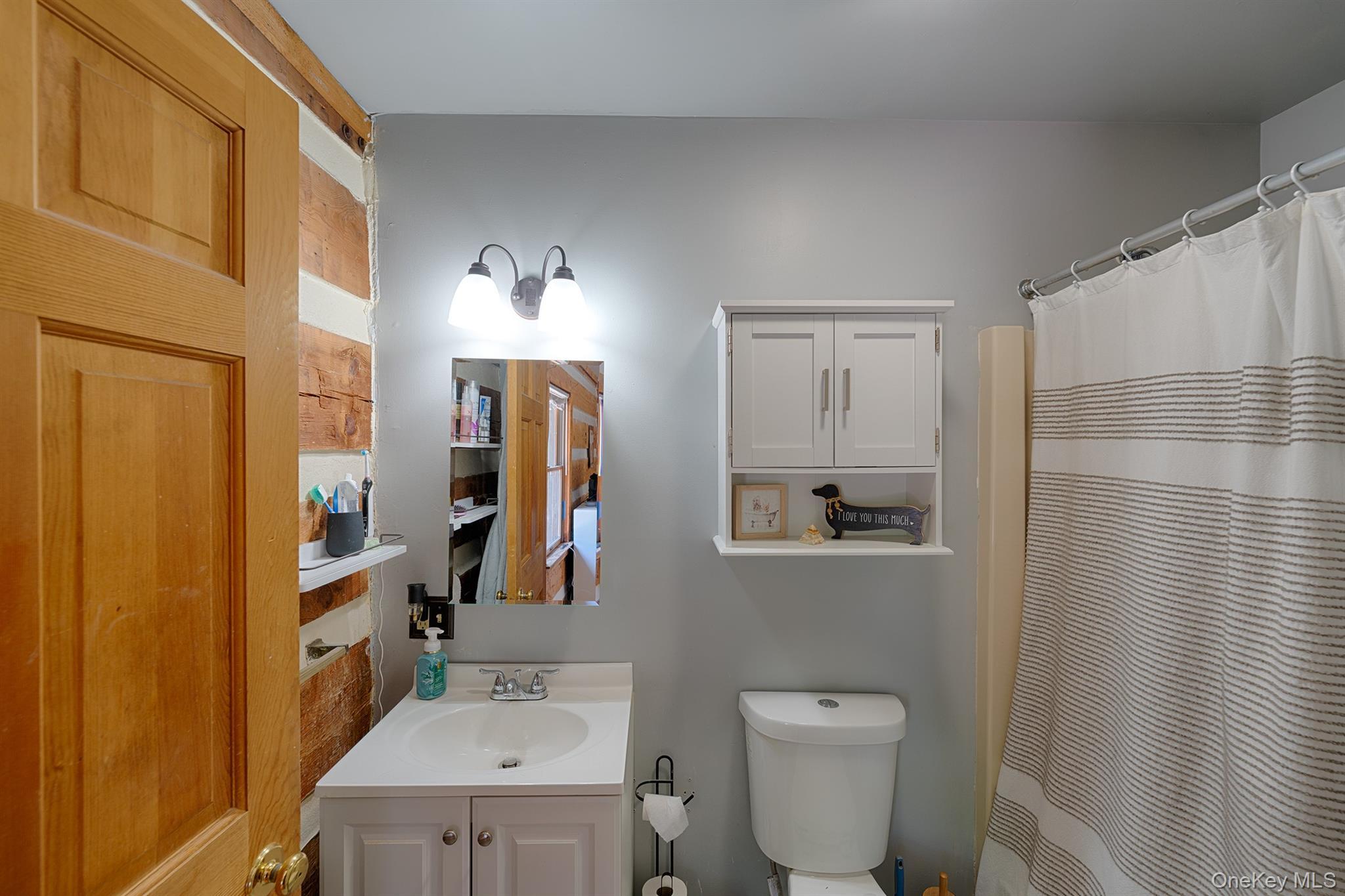 Single Family Rossway  Dutchess County, NY 12540, MLS-899427-32