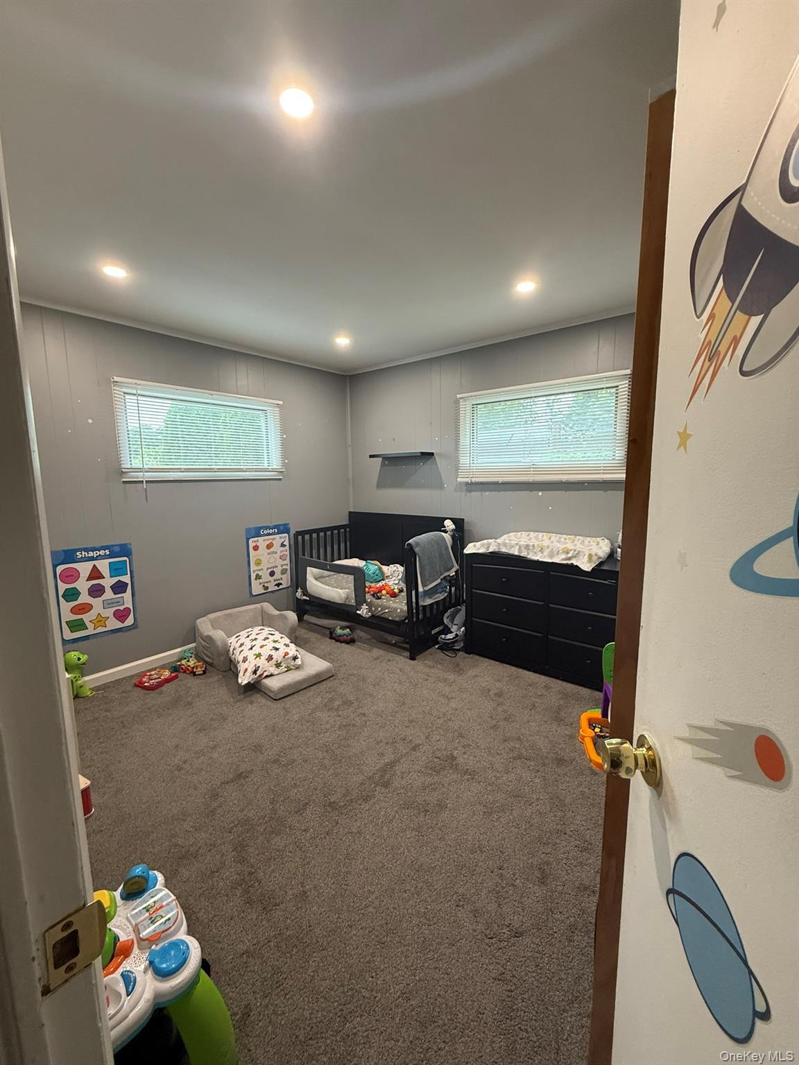 Single Family 21st  Suffolk County, NY 11706, MLS-899440-2