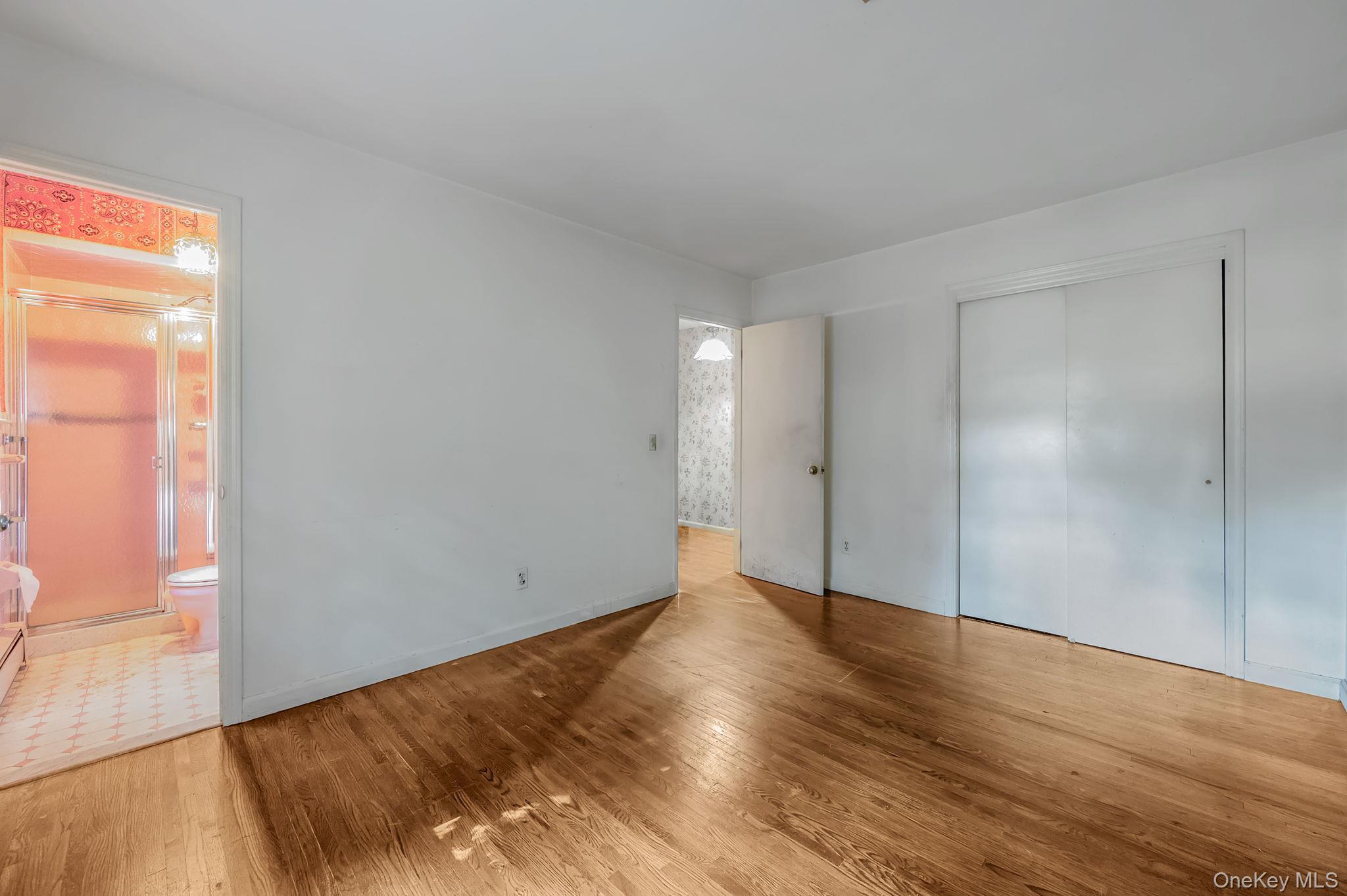 Single Family Easterly Suffolk County, NY 11946, MLS-899491-11