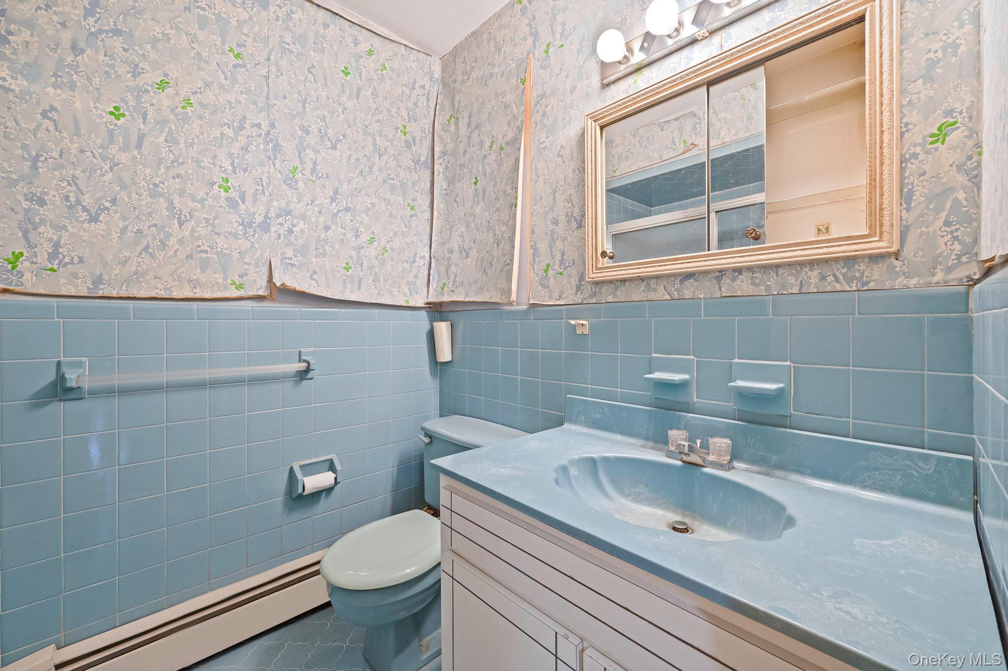 Single Family Easterly Suffolk County, NY 11946, MLS-899491-15