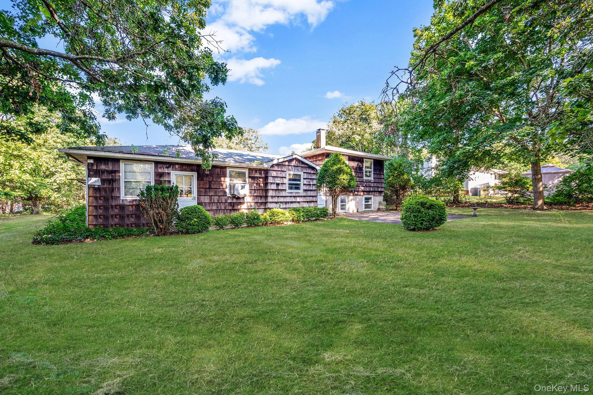 Single Family Easterly Suffolk County, NY 11946, MLS-899491-27