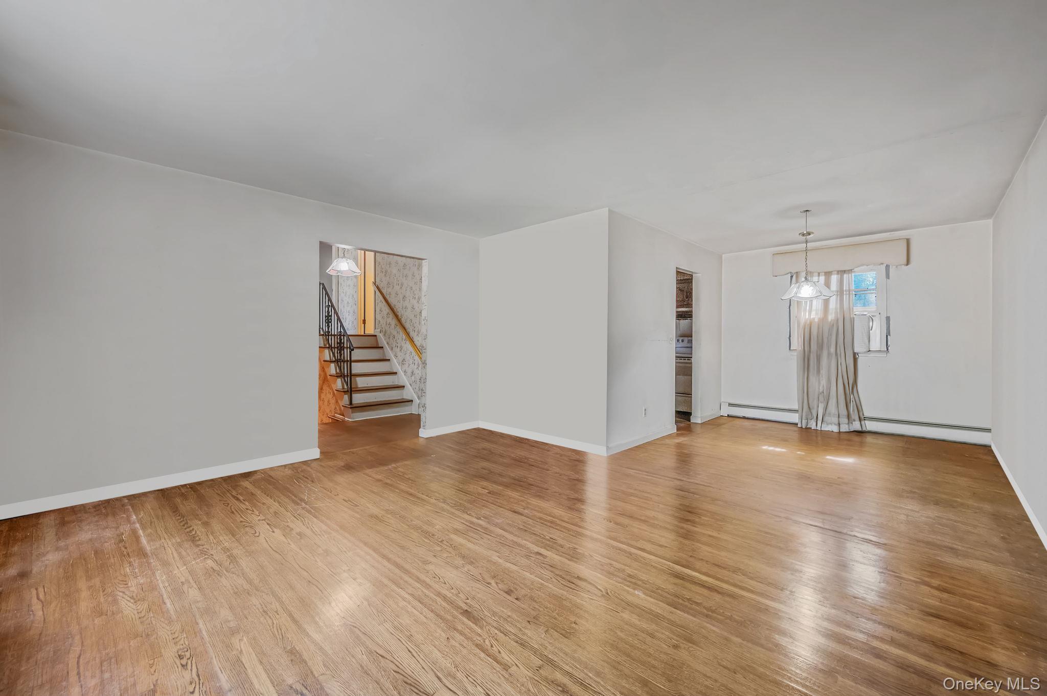 Single Family Easterly Suffolk County, NY 11946, MLS-899491-6