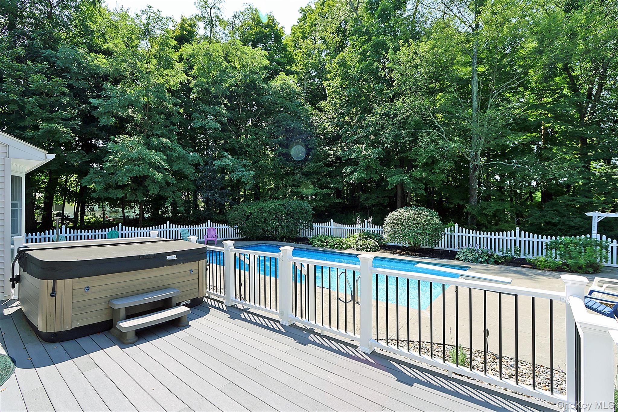 Single Family Thornhill  Dutchess County, NY 12569, MLS-899494-11