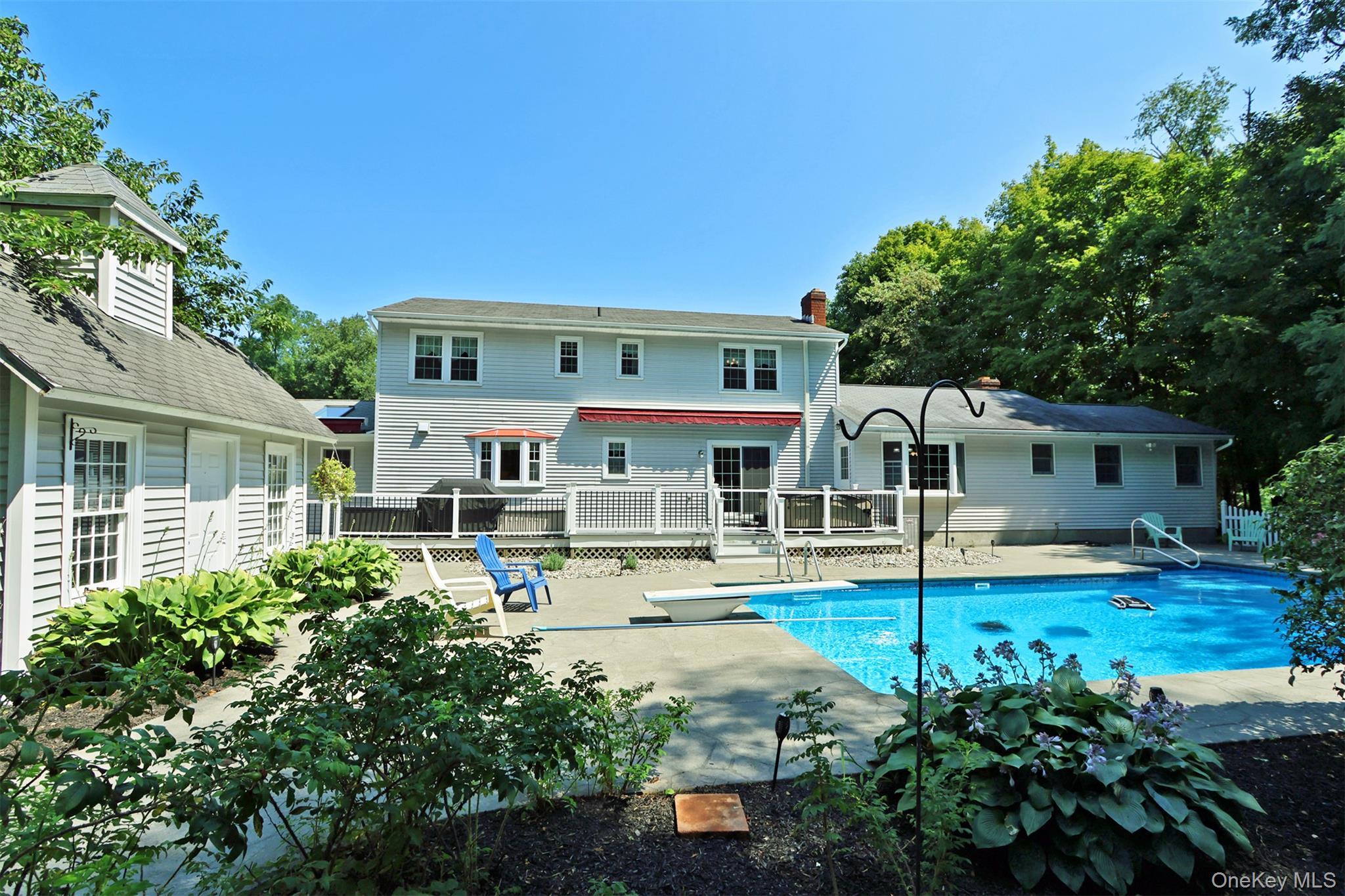 Single Family Thornhill  Dutchess County, NY 12569, MLS-899494-2