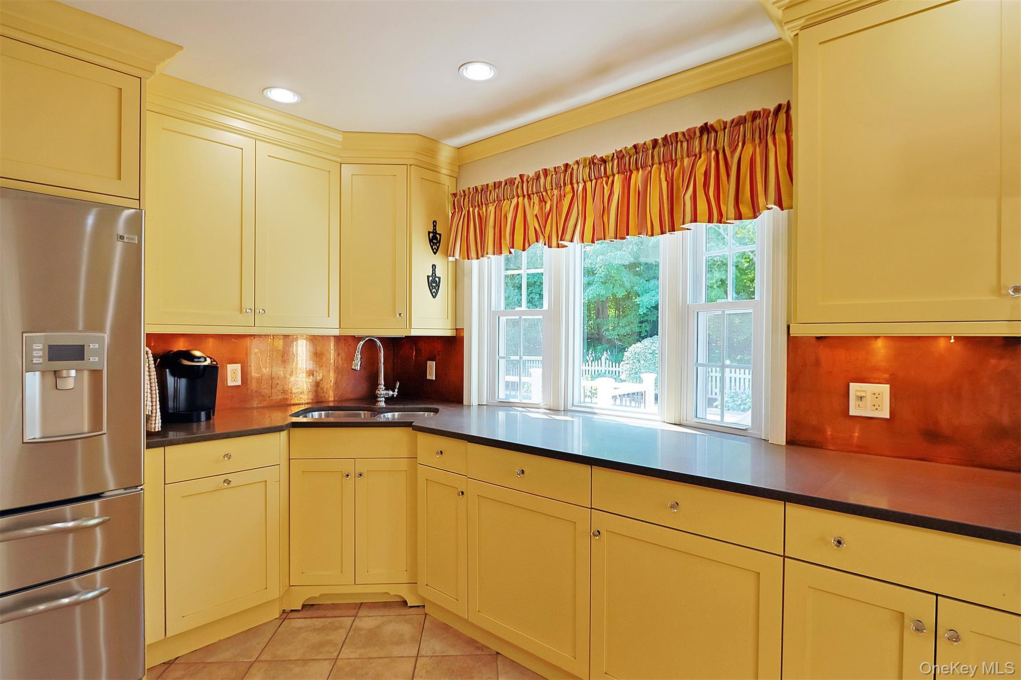 Single Family Thornhill  Dutchess County, NY 12569, MLS-899494-21