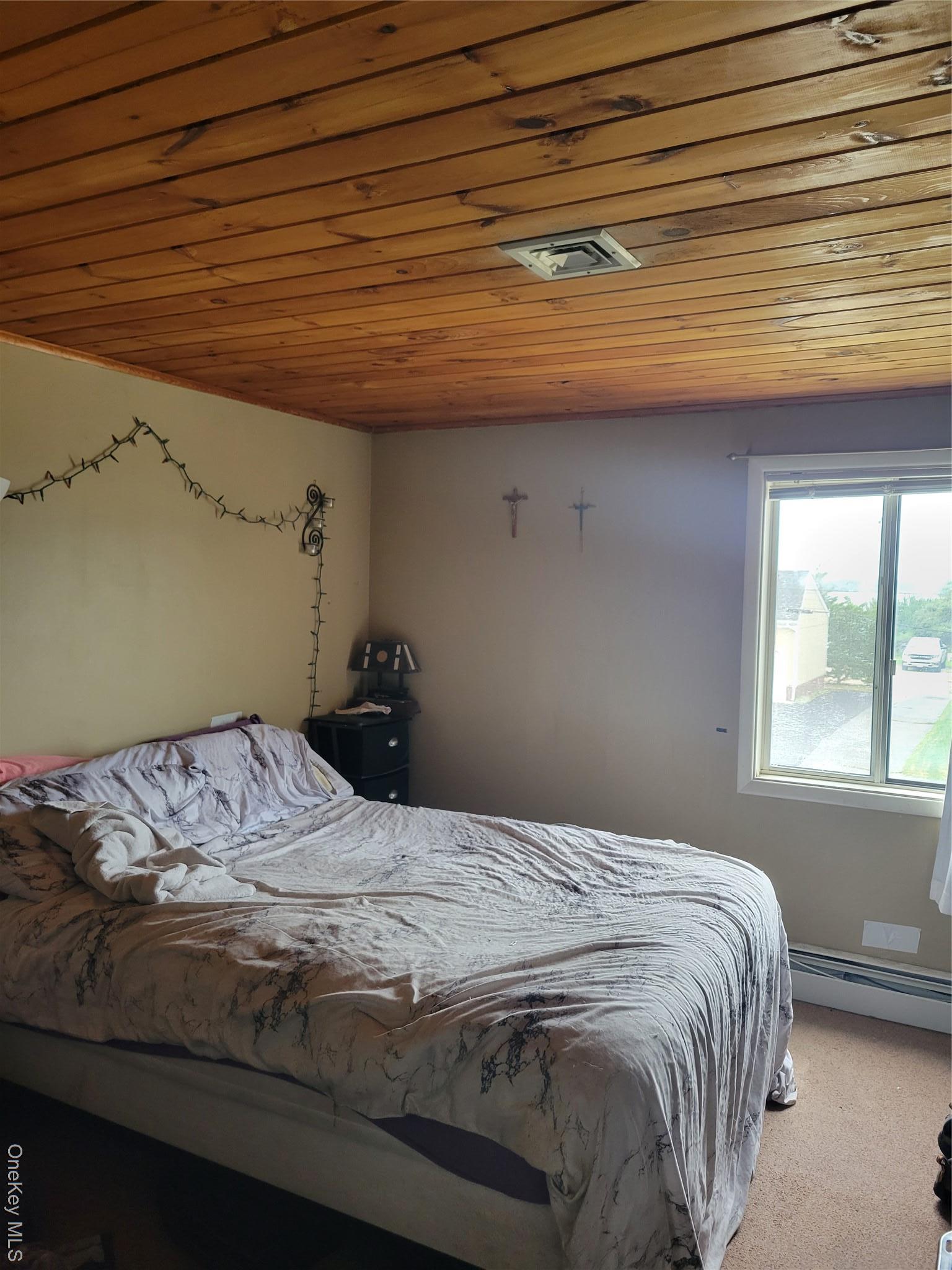 Single Family Barracuda Suffolk County, NY 11942, MLS-899505-6