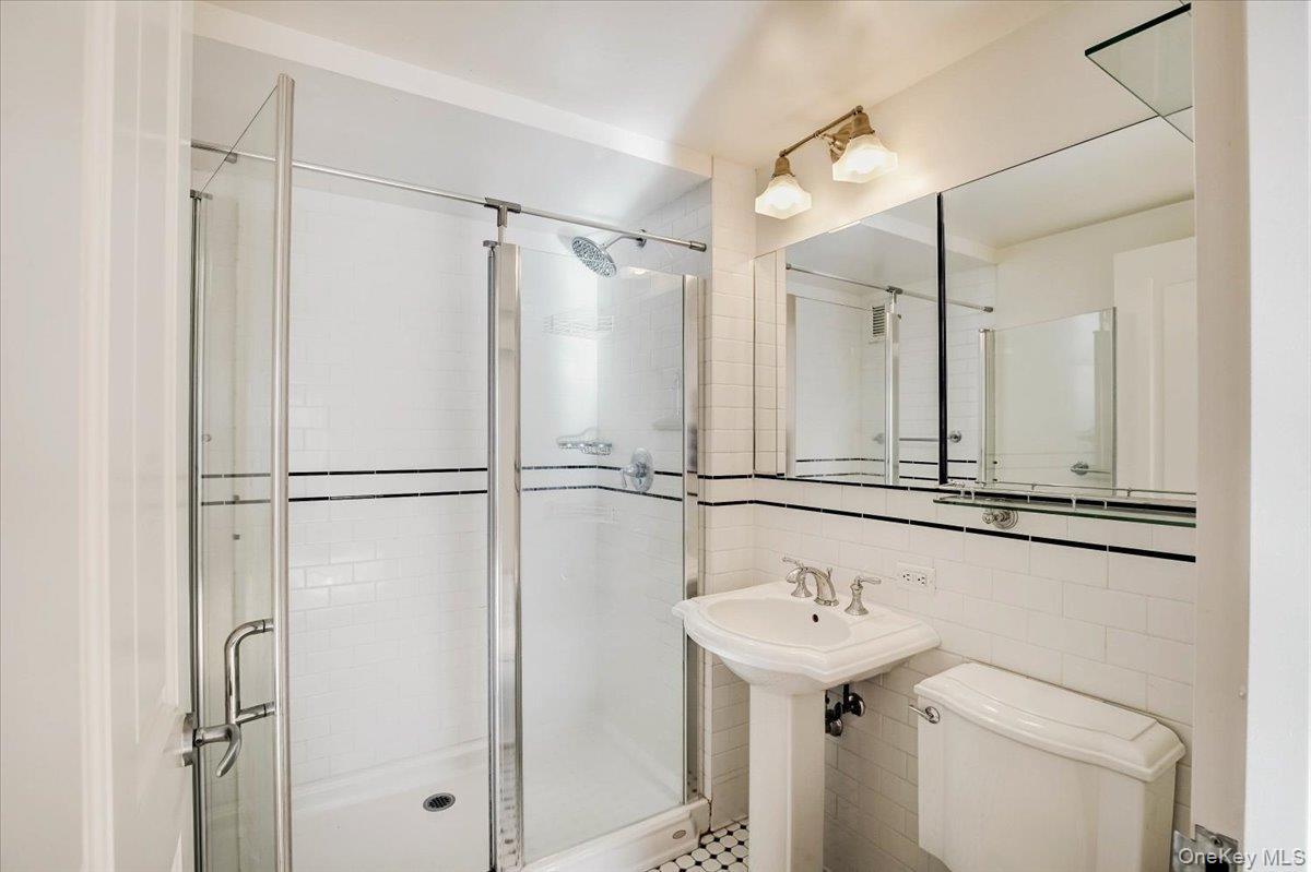 Apartment 135th  Manhattan, NY 10030, MLS-899516-26