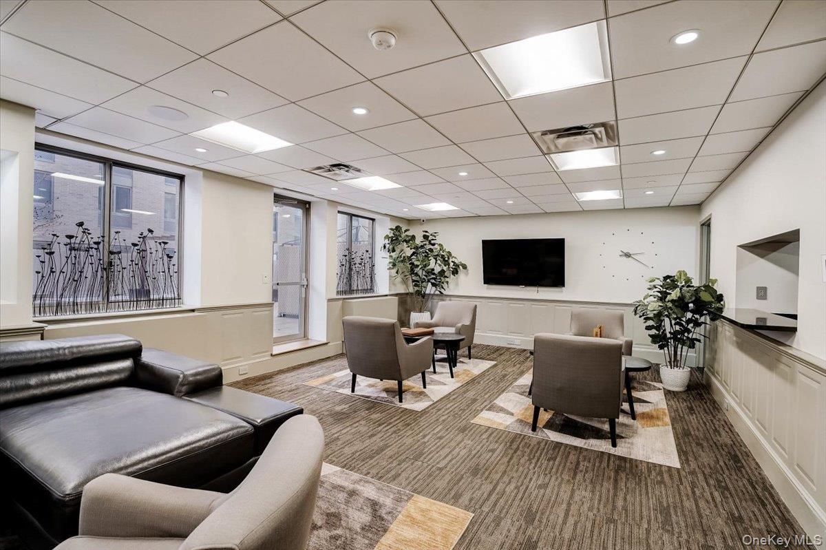 Apartment 135th  Manhattan, NY 10030, MLS-899516-8