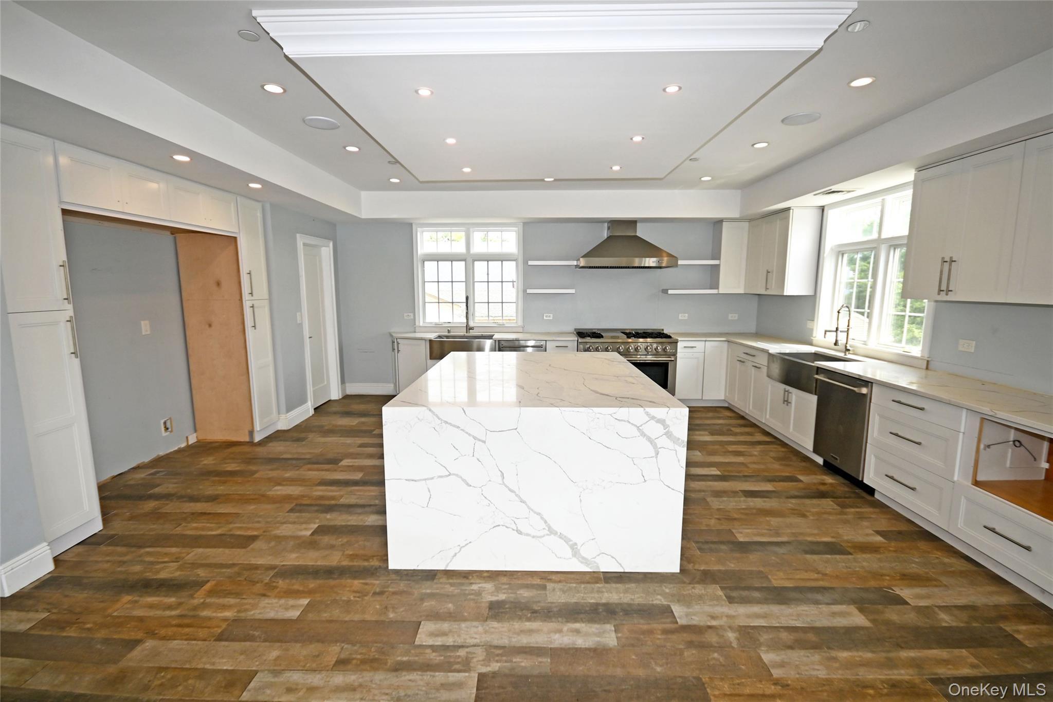 Single Family East Nassau County, NY 11518, MLS-899526-16