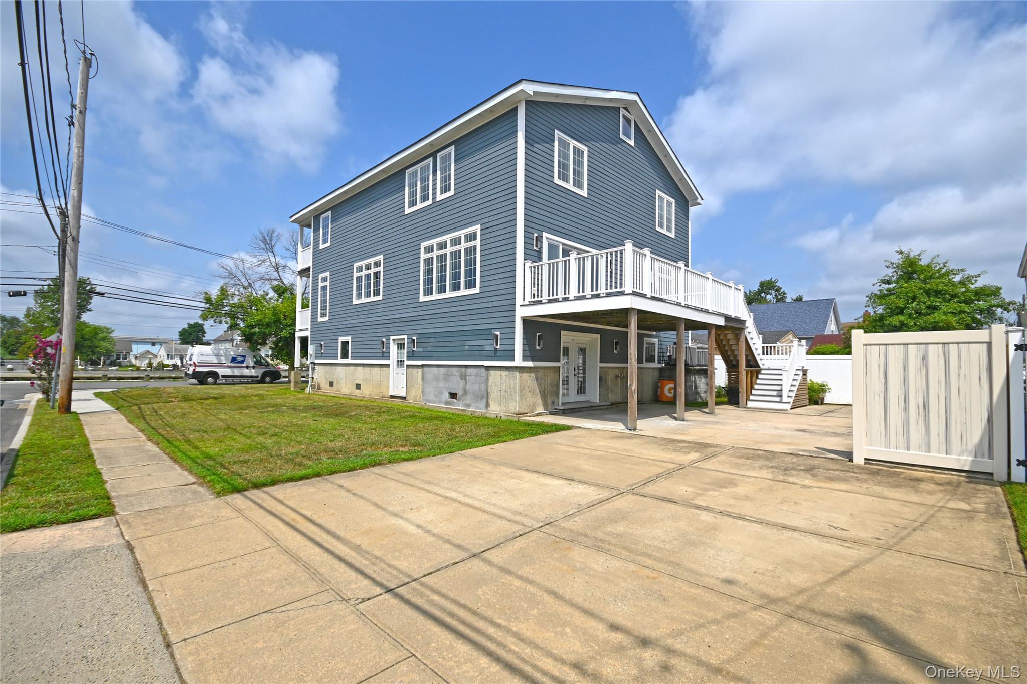 Single Family East Nassau County, NY 11518, MLS-899526-4