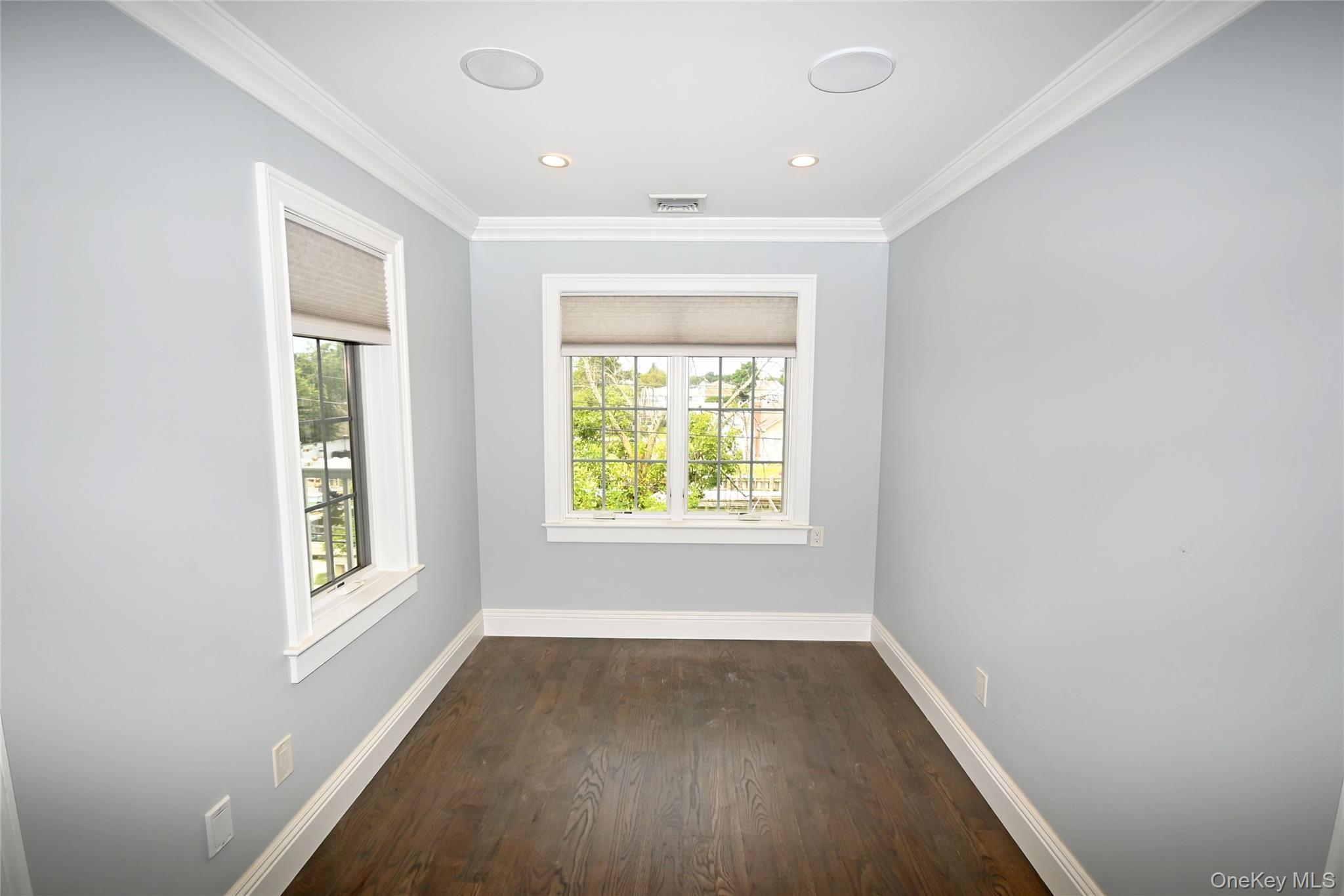 Single Family East  Nassau County, NY 11518, MLS-899526-48