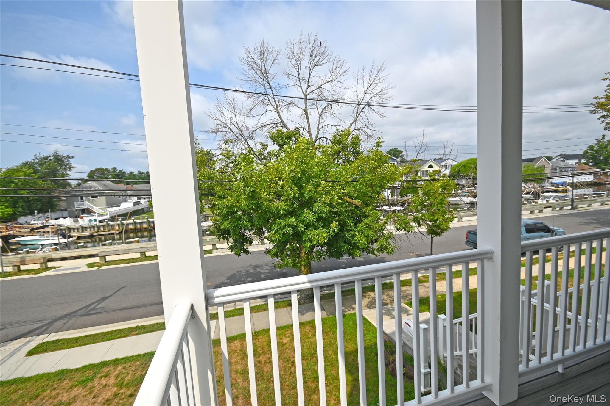 Single Family East Nassau County, NY 11518, MLS-899526-8