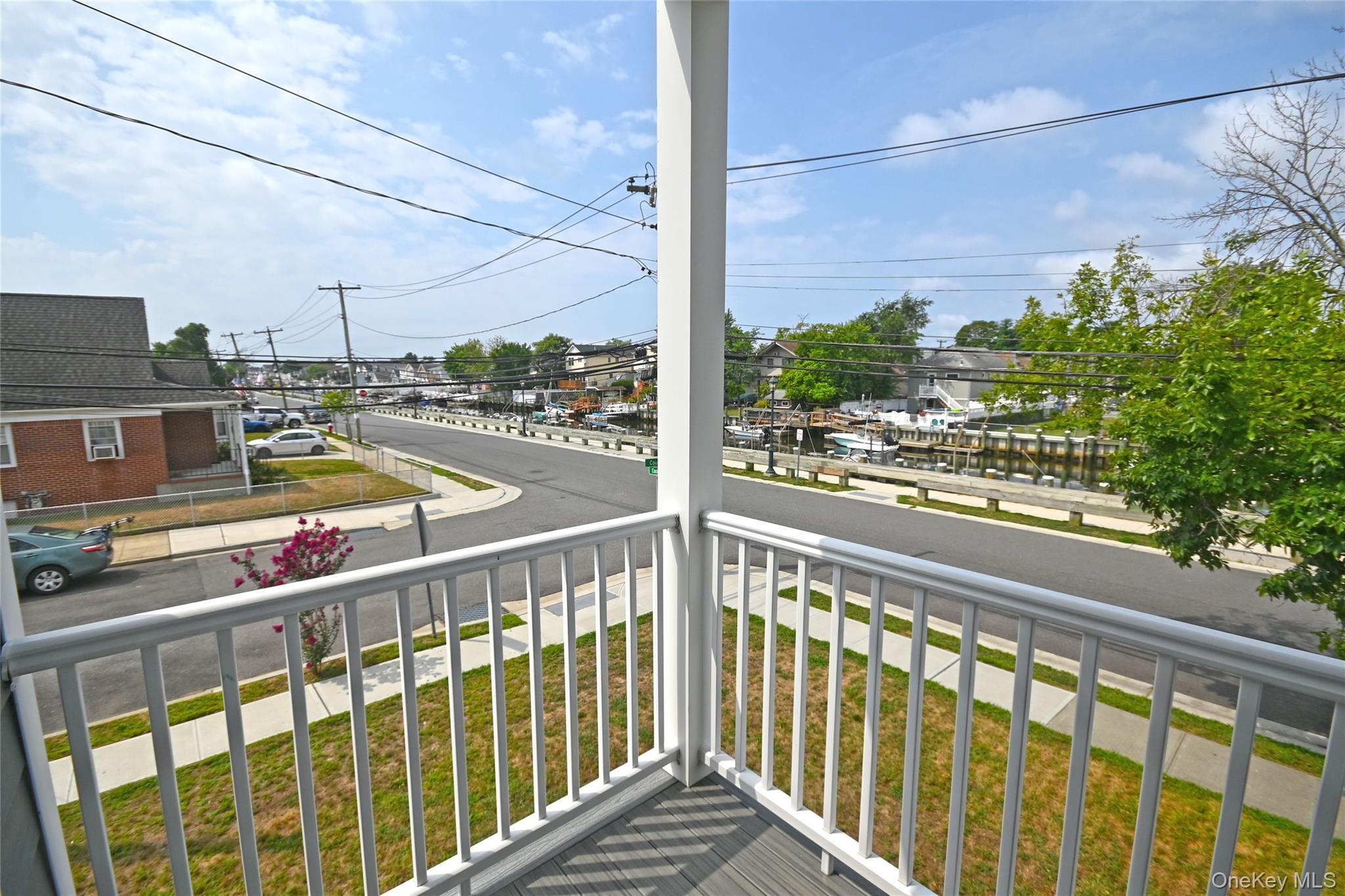 Single Family East Nassau County, NY 11518, MLS-899526-9