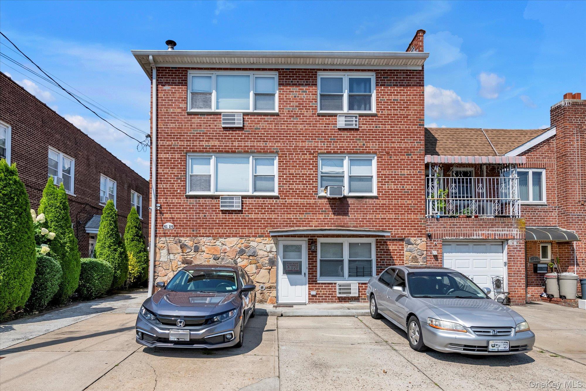 Single Family 164th Queens, NY 11365, MLS-899535-15