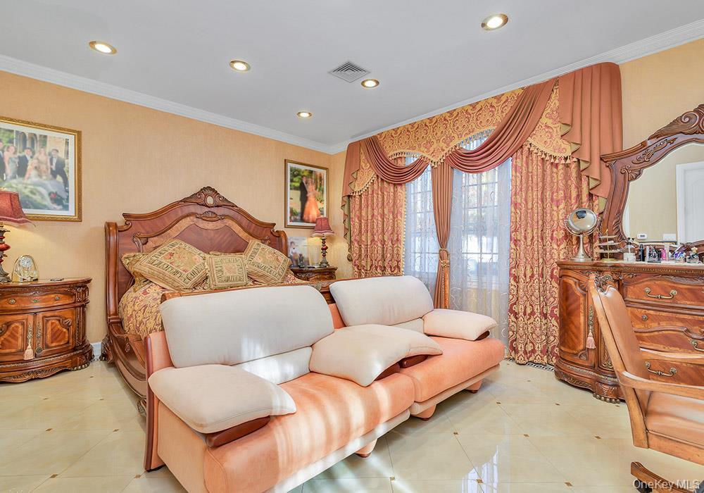 Single Family Kildare Queens, NY 11432, MLS-899567-11