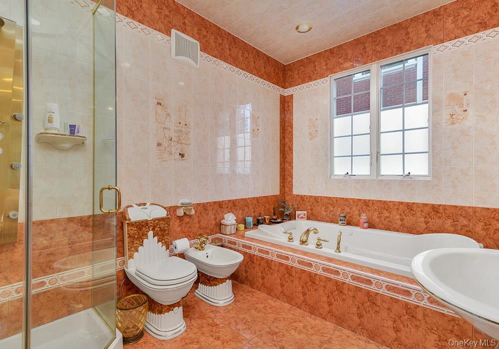 Single Family Kildare Queens, NY 11432, MLS-899567-12