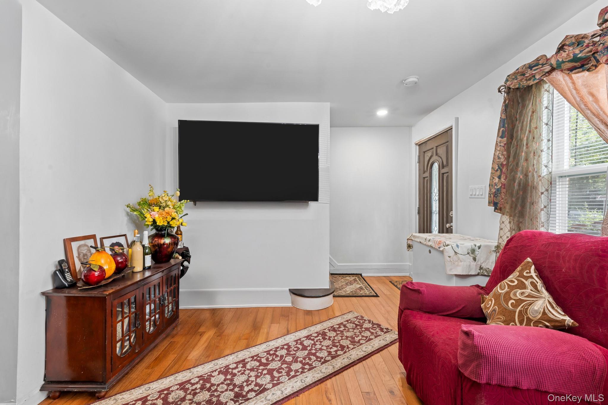 Single Family 145th  Queens, NY 11436, MLS-899581-4