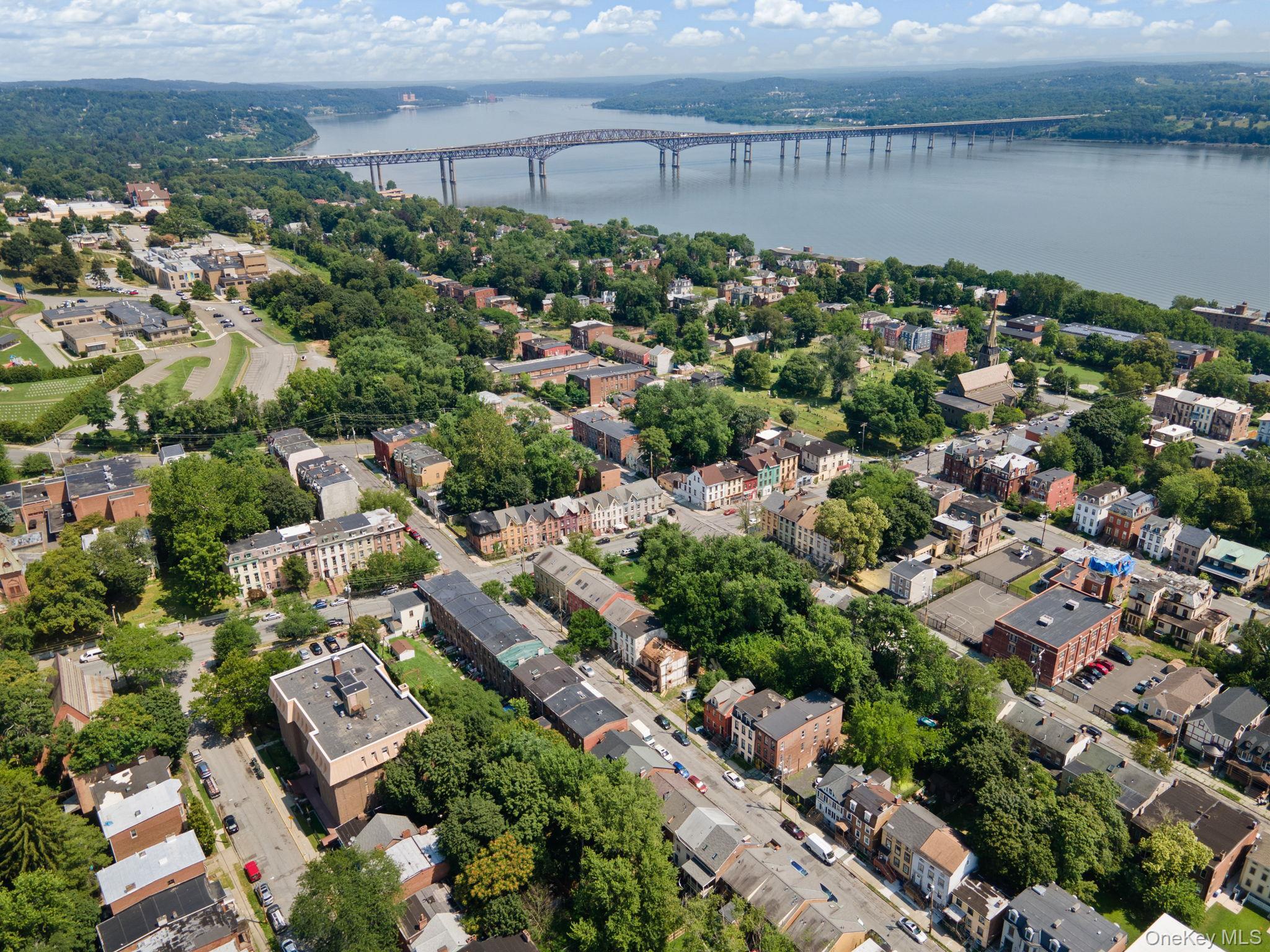 Single Family Lander  Orange County, NY 12550, MLS-899601-29