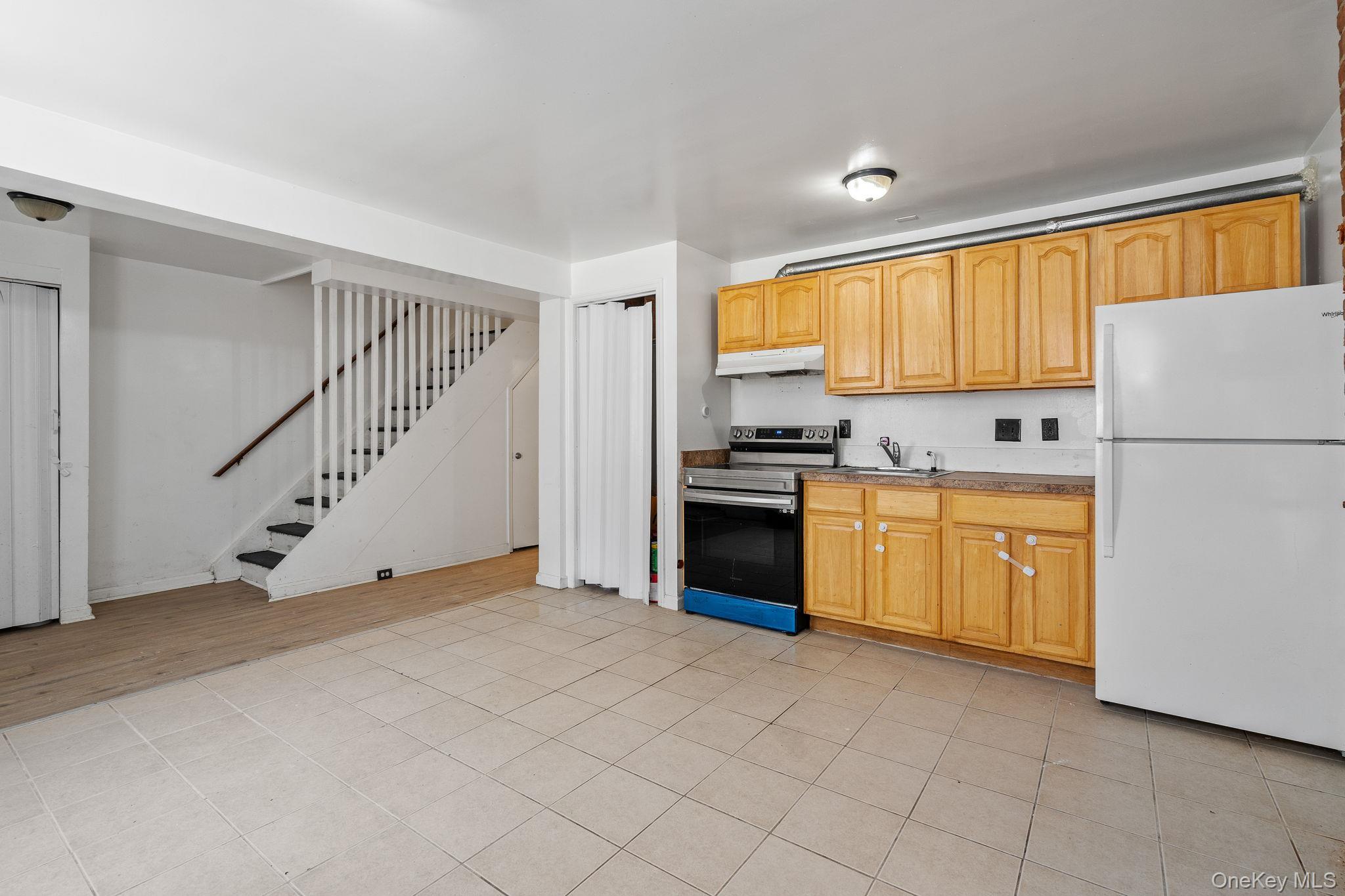 Single Family Lander  Orange County, NY 12550, MLS-899601-4