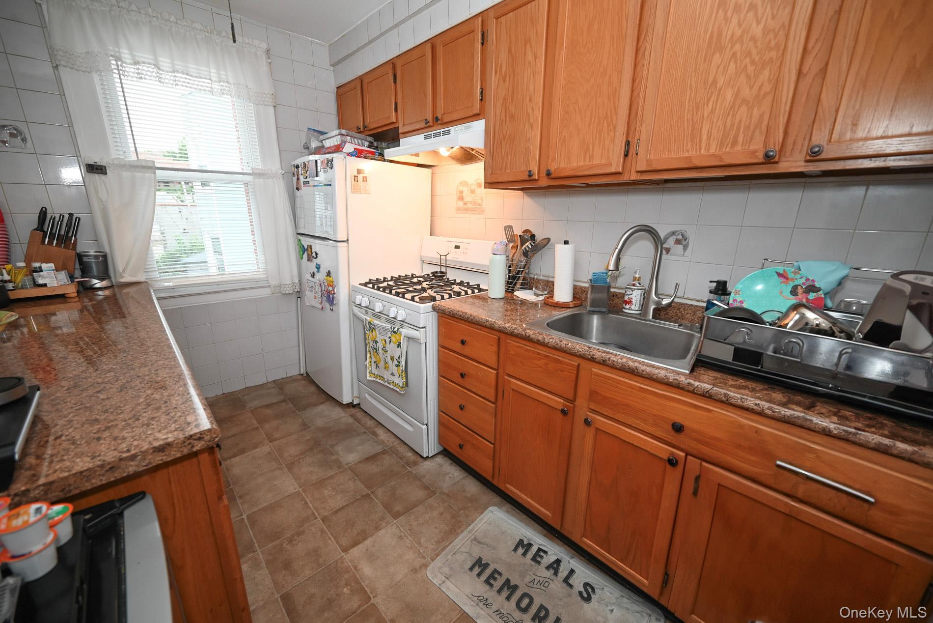 Single Family Flushing Queens, NY 11378, MLS-899607-15