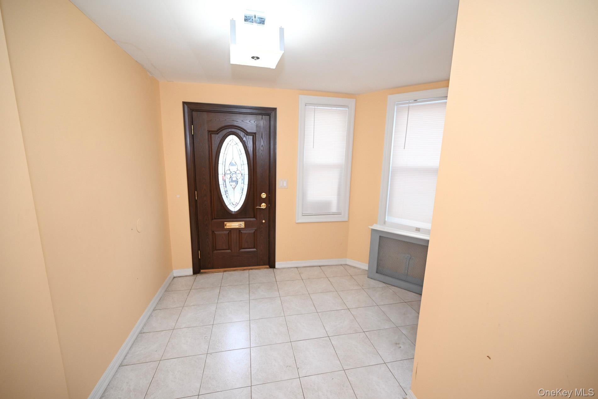 Single Family Flushing Queens, NY 11378, MLS-899607-5