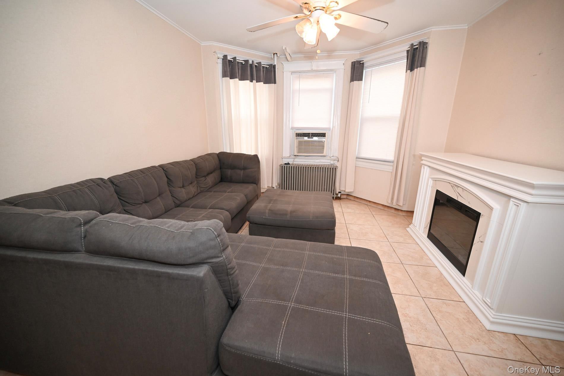 Single Family Flushing Queens, NY 11378, MLS-899607-7