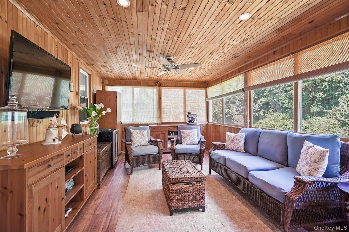 Single Family Montague Westchester County, NY 10703, MLS-899609-14