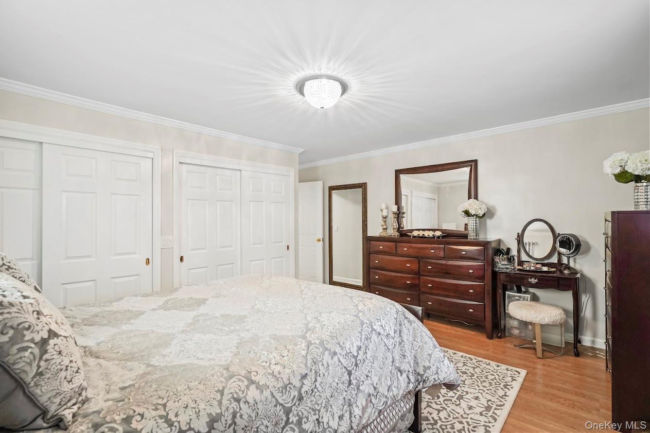 Single Family Montague Westchester County, NY 10703, MLS-899609-8