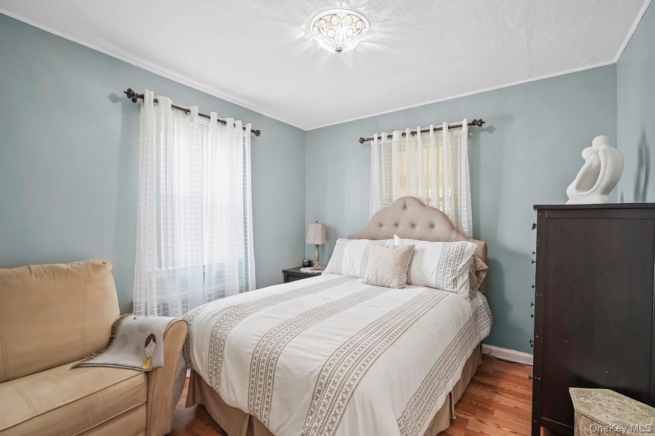 Single Family Montague Westchester County, NY 10703, MLS-899609-9