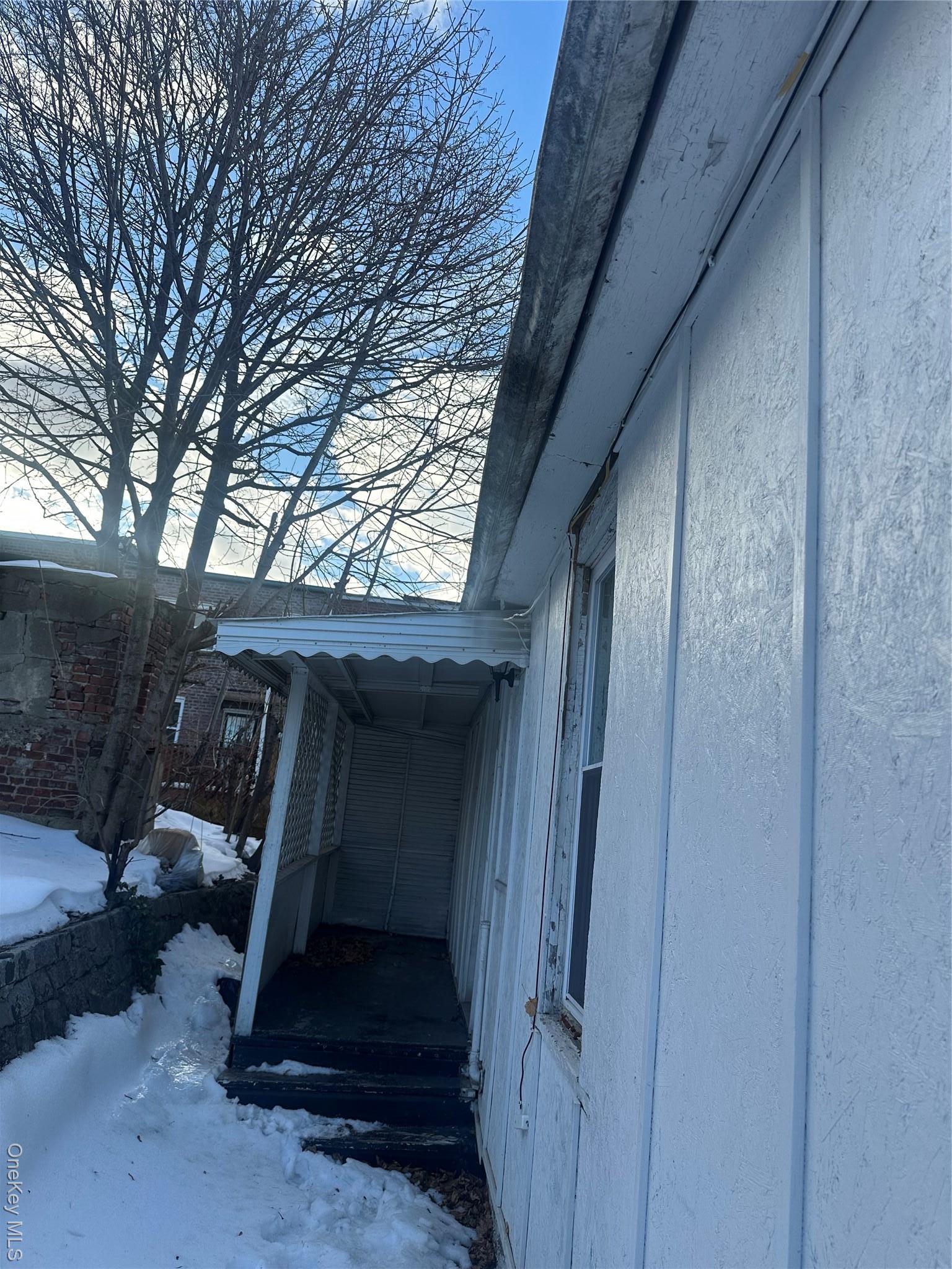 Single Family Yates Bronx, NY 10469, MLS-899632-10