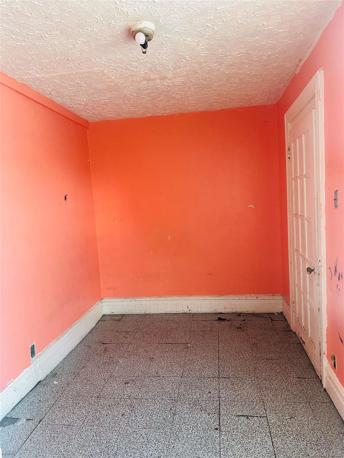 Single Family Yates Bronx, NY 10469, MLS-899632-2