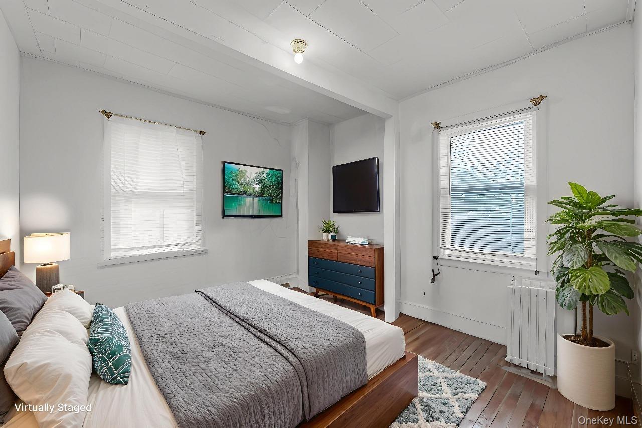 Single Family 1  Nassau County, NY 11040, MLS-899662-11