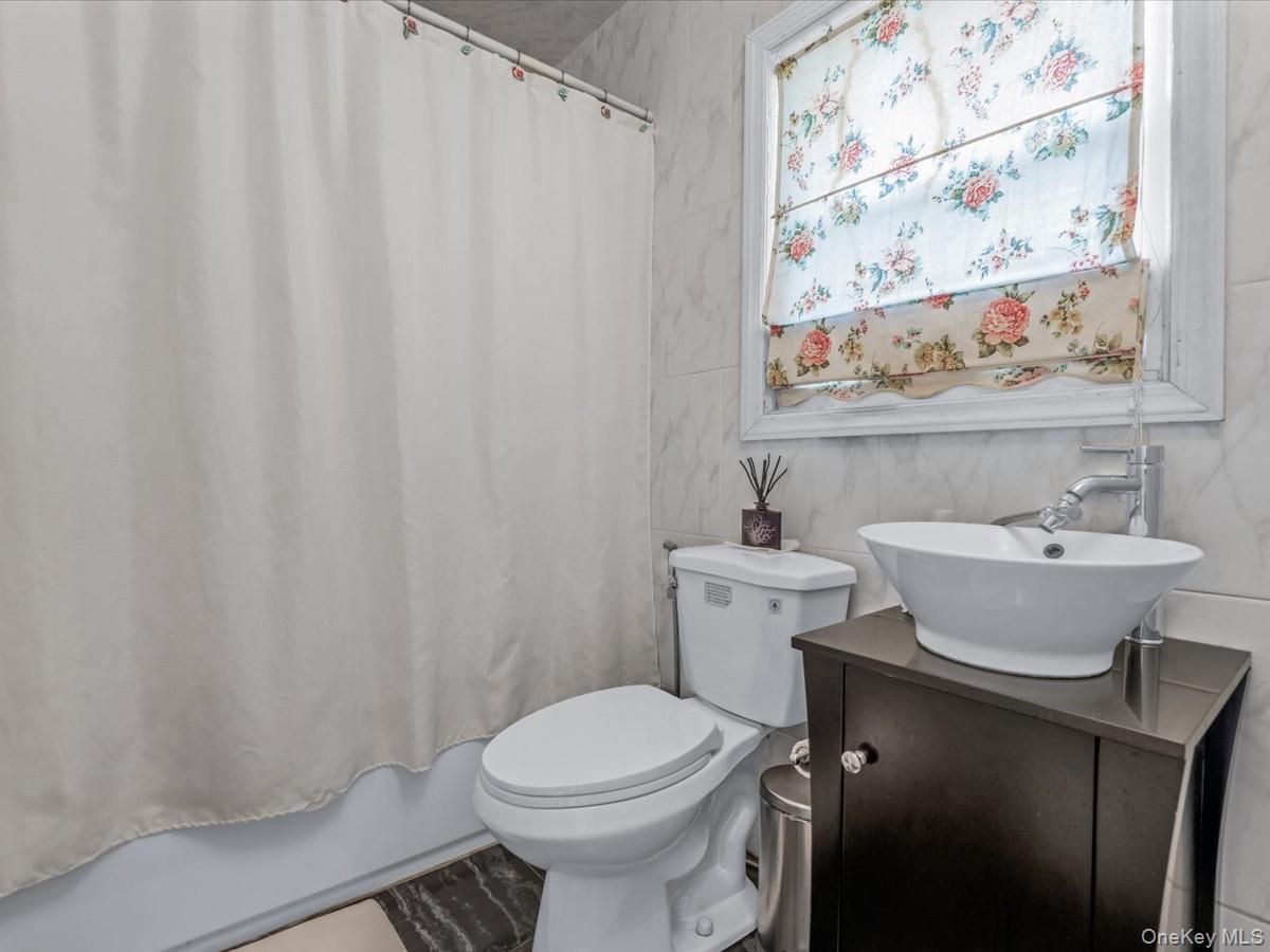 Single Family 1  Nassau County, NY 11040, MLS-899662-14