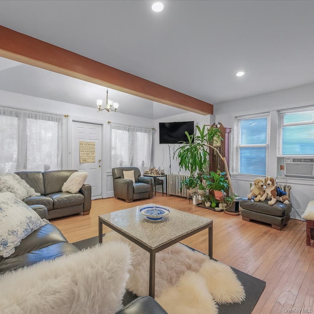 Single Family 1  Nassau County, NY 11040, MLS-899662-3