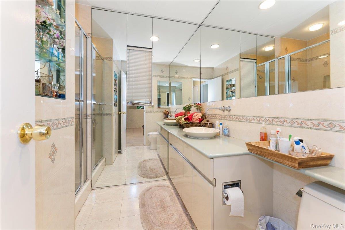 Single Family Northfield Nassau County, NY 11598, MLS-899682-14