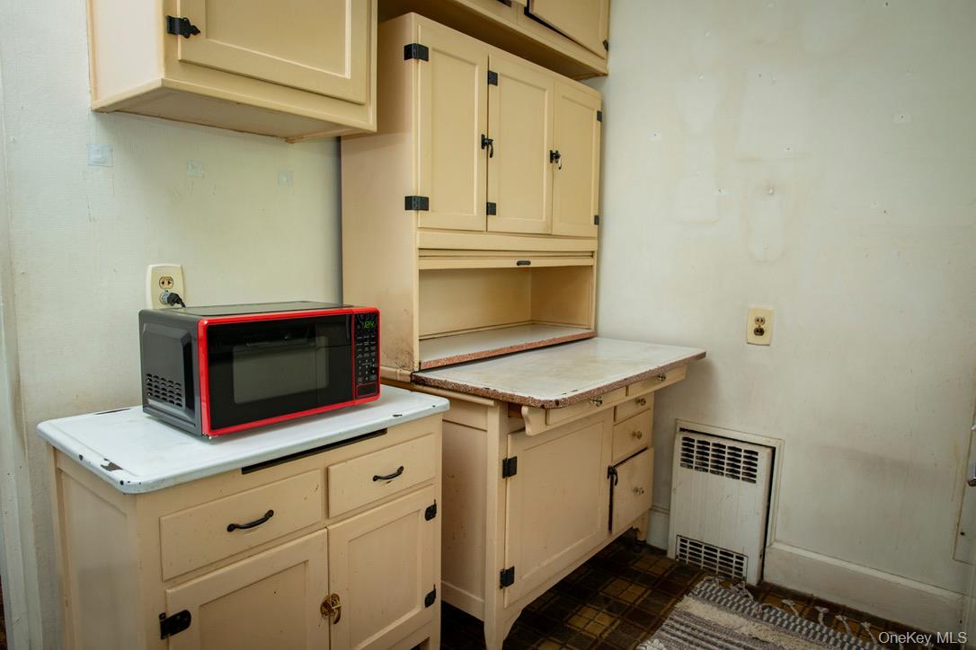 Single Family Balmville Orange County, NY 12550, MLS-899691-10