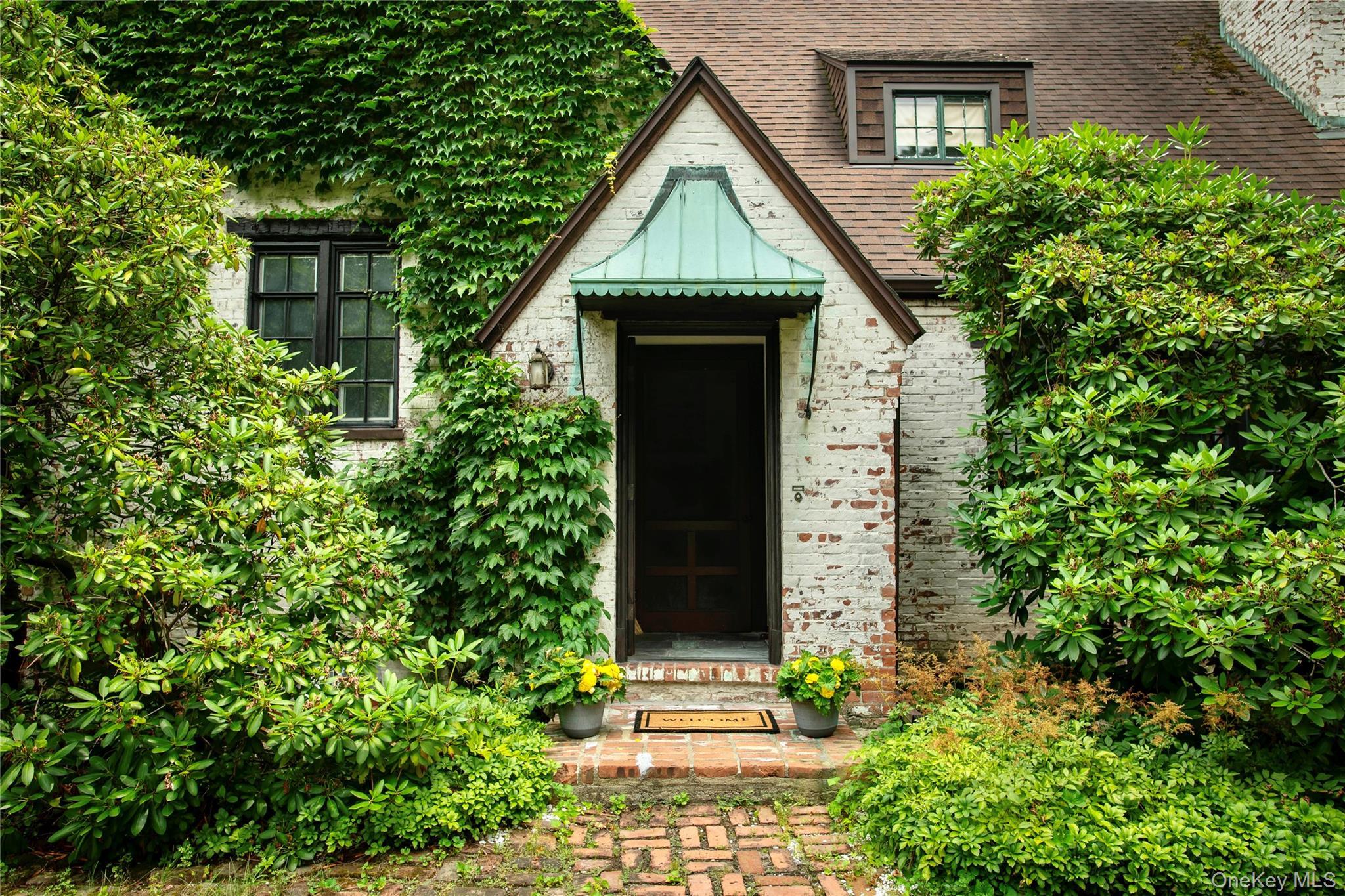 Single Family Balmville Orange County, NY 12550, MLS-899691-4