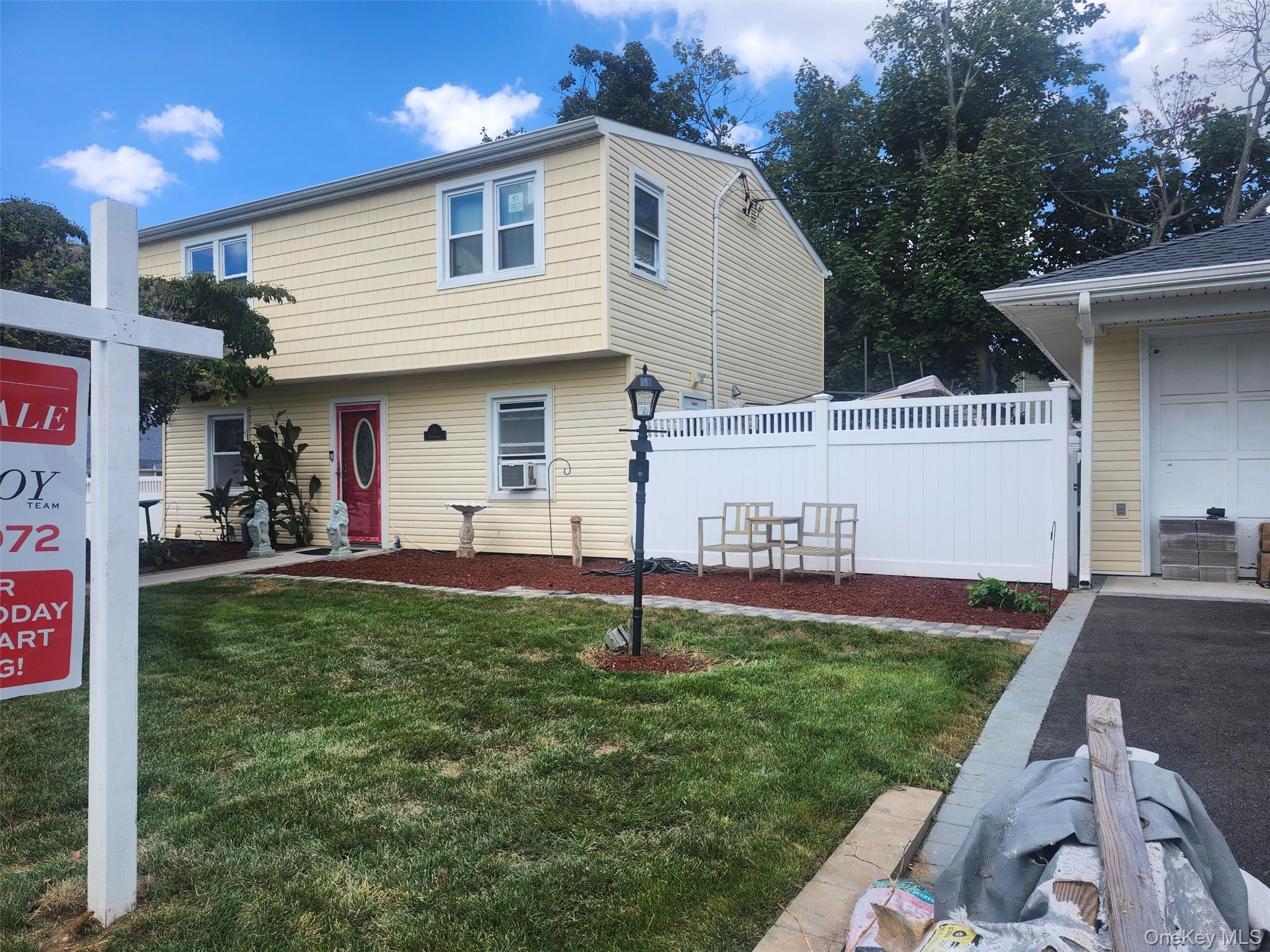 Single Family Brook Nassau County, NY 11756, MLS-899744-2