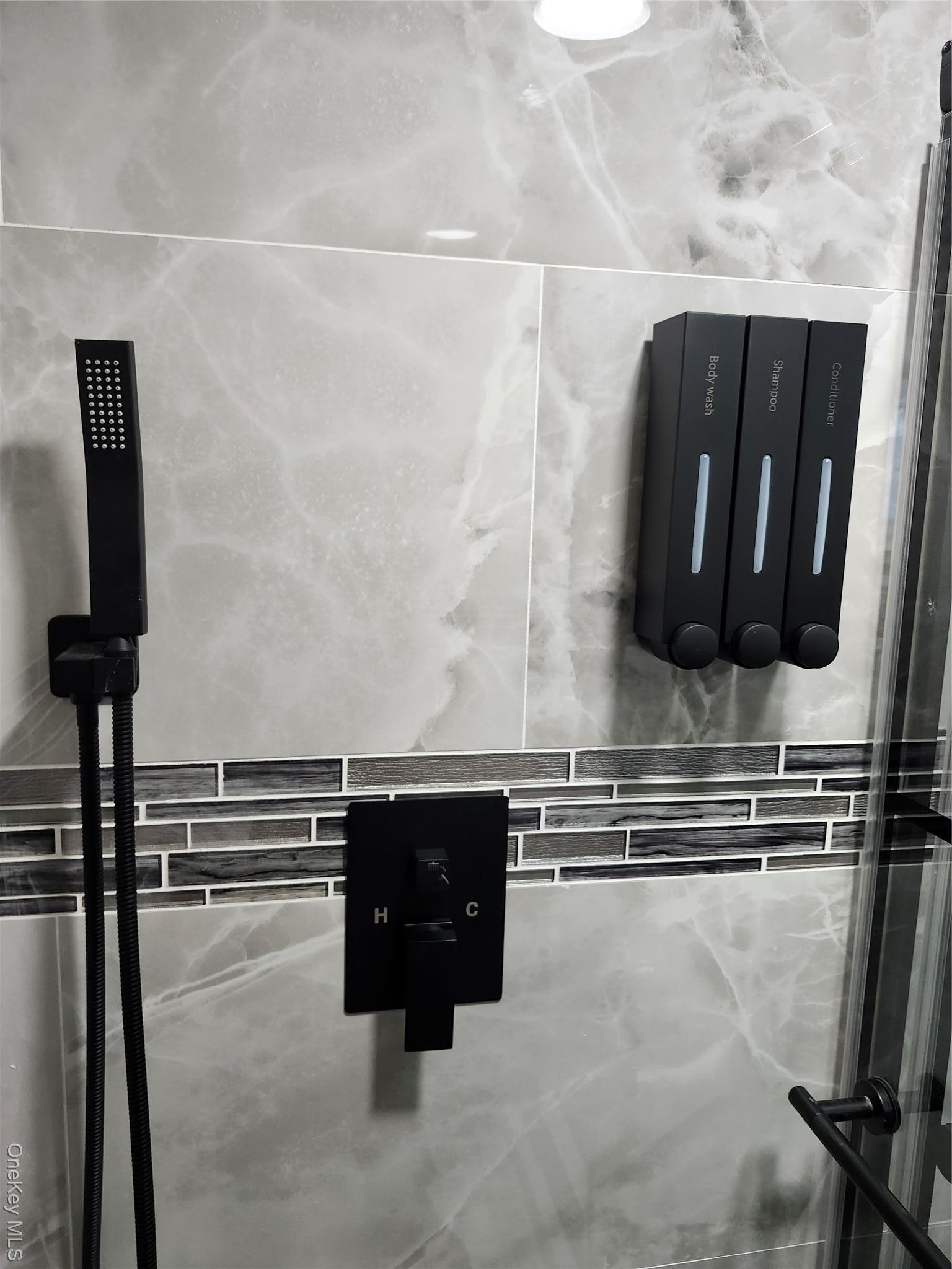 Single Family Brook Nassau County, NY 11756, MLS-899744-20