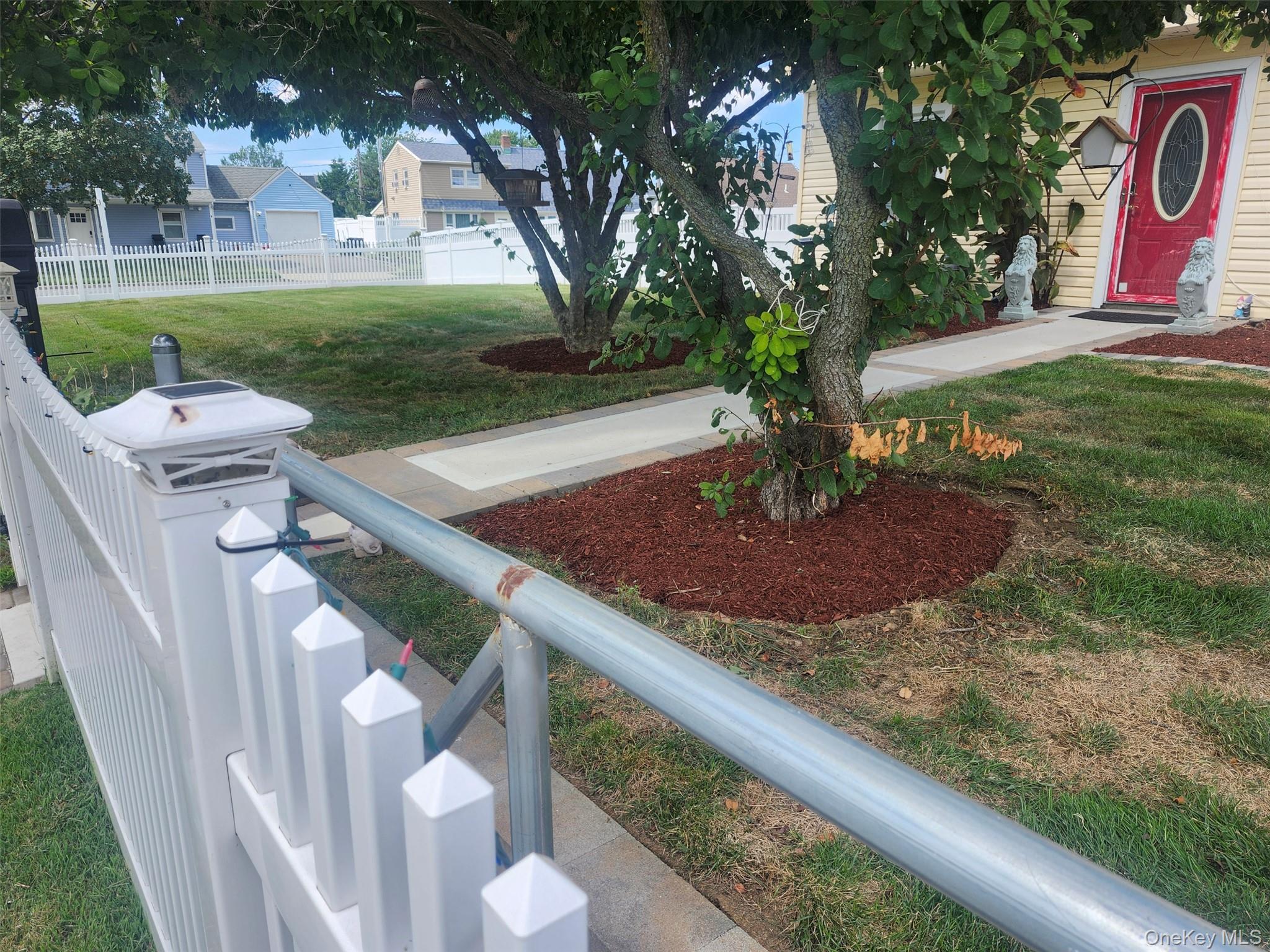 Single Family Brook Nassau County, NY 11756, MLS-899744-3