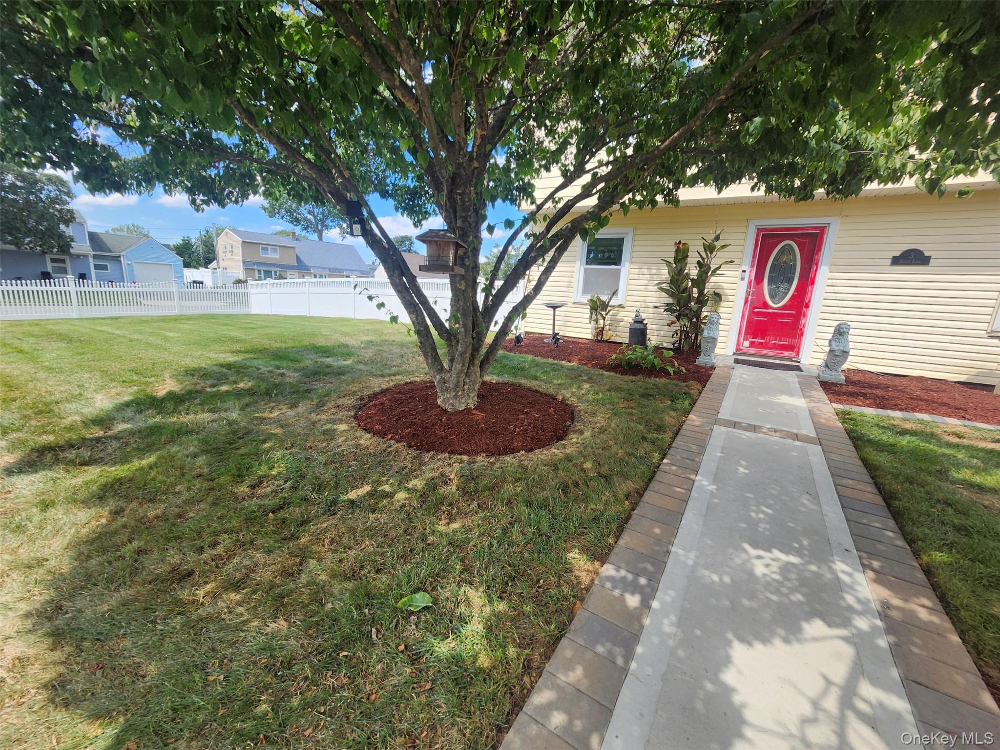 Single Family Brook Nassau County, NY 11756, MLS-899744-8