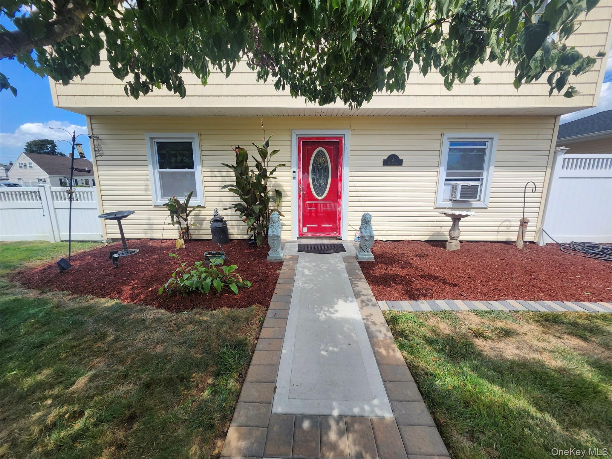 Single Family Brook Nassau County, NY 11756, MLS-899744-9