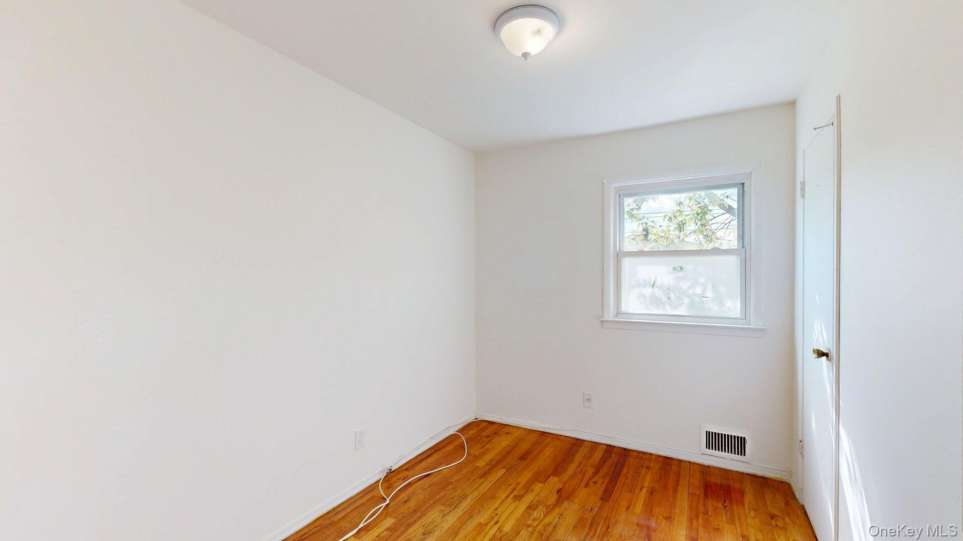 Single Family 149th  Queens, NY 11422, MLS-899756-14