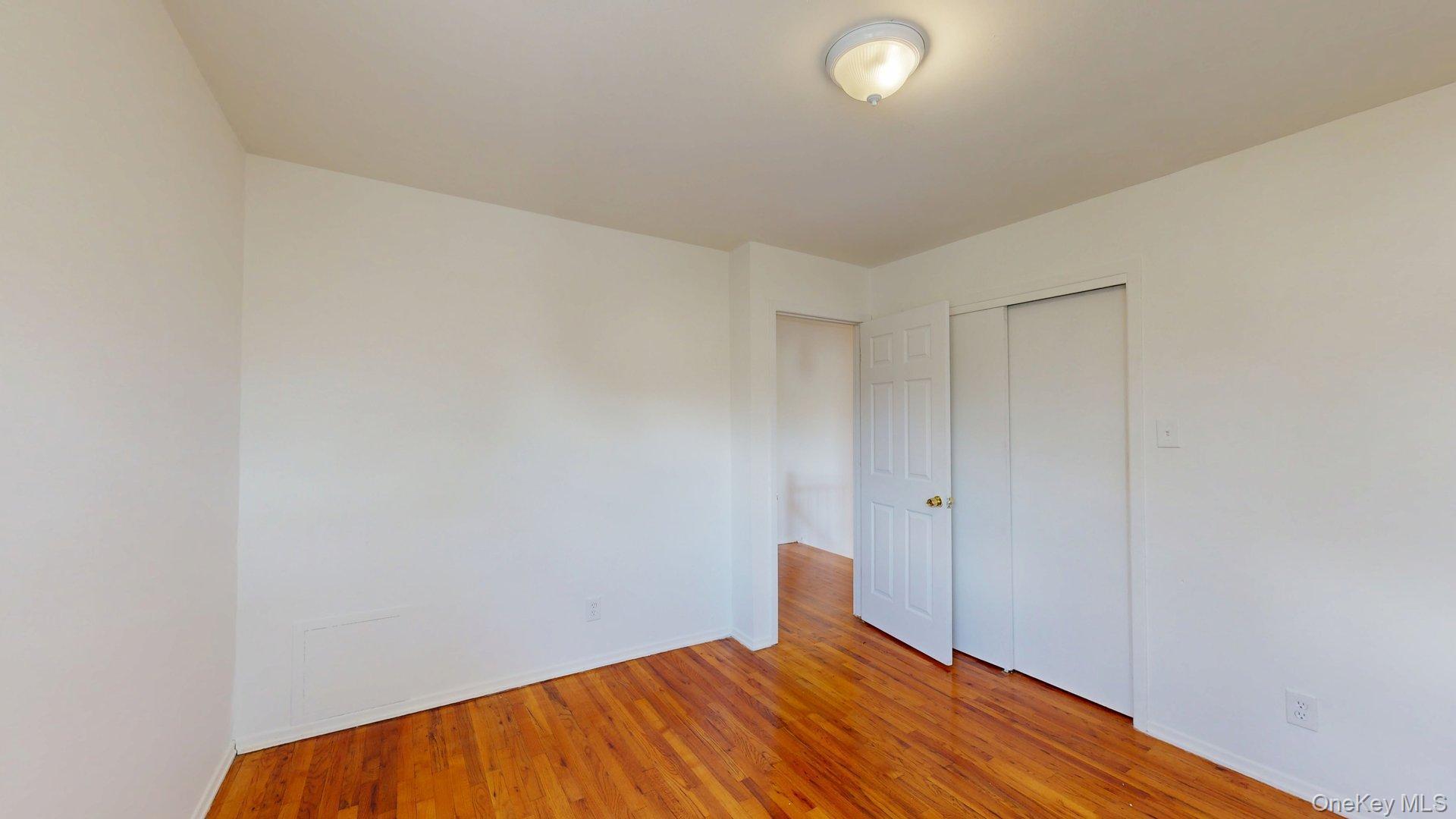 Single Family 149th  Queens, NY 11422, MLS-899756-17