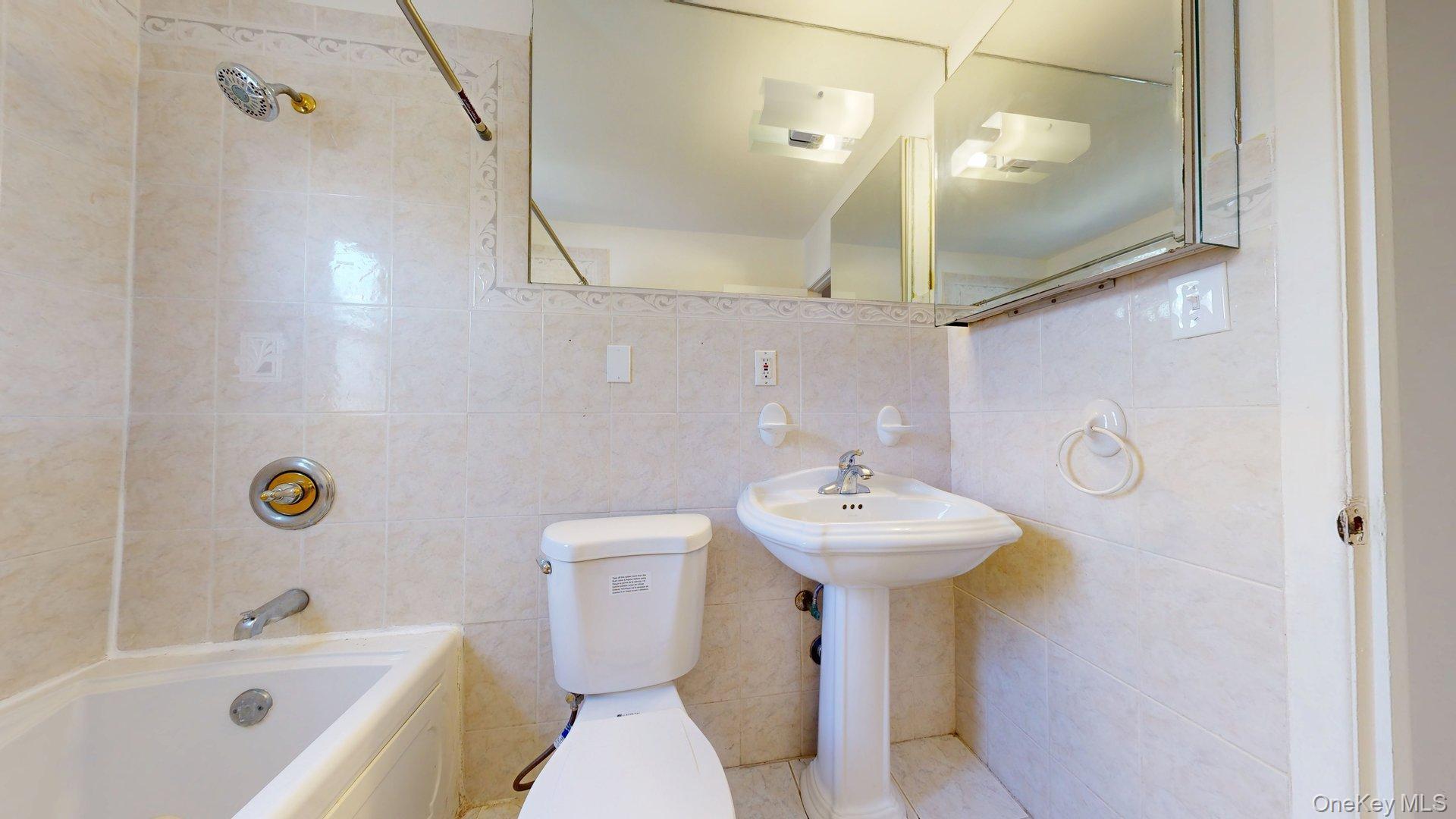 Single Family 149th  Queens, NY 11422, MLS-899756-21