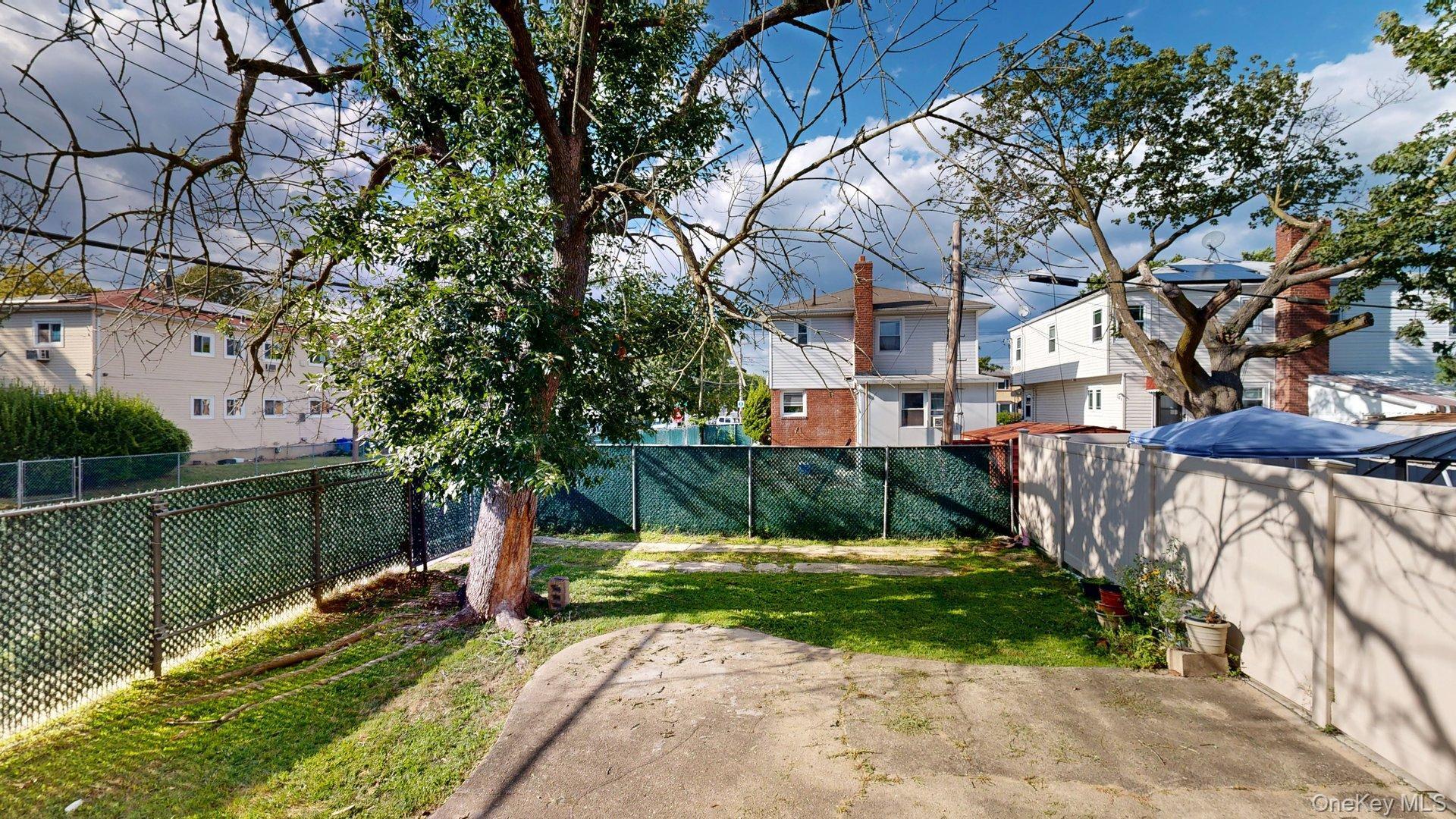 Single Family 149th  Queens, NY 11422, MLS-899756-31