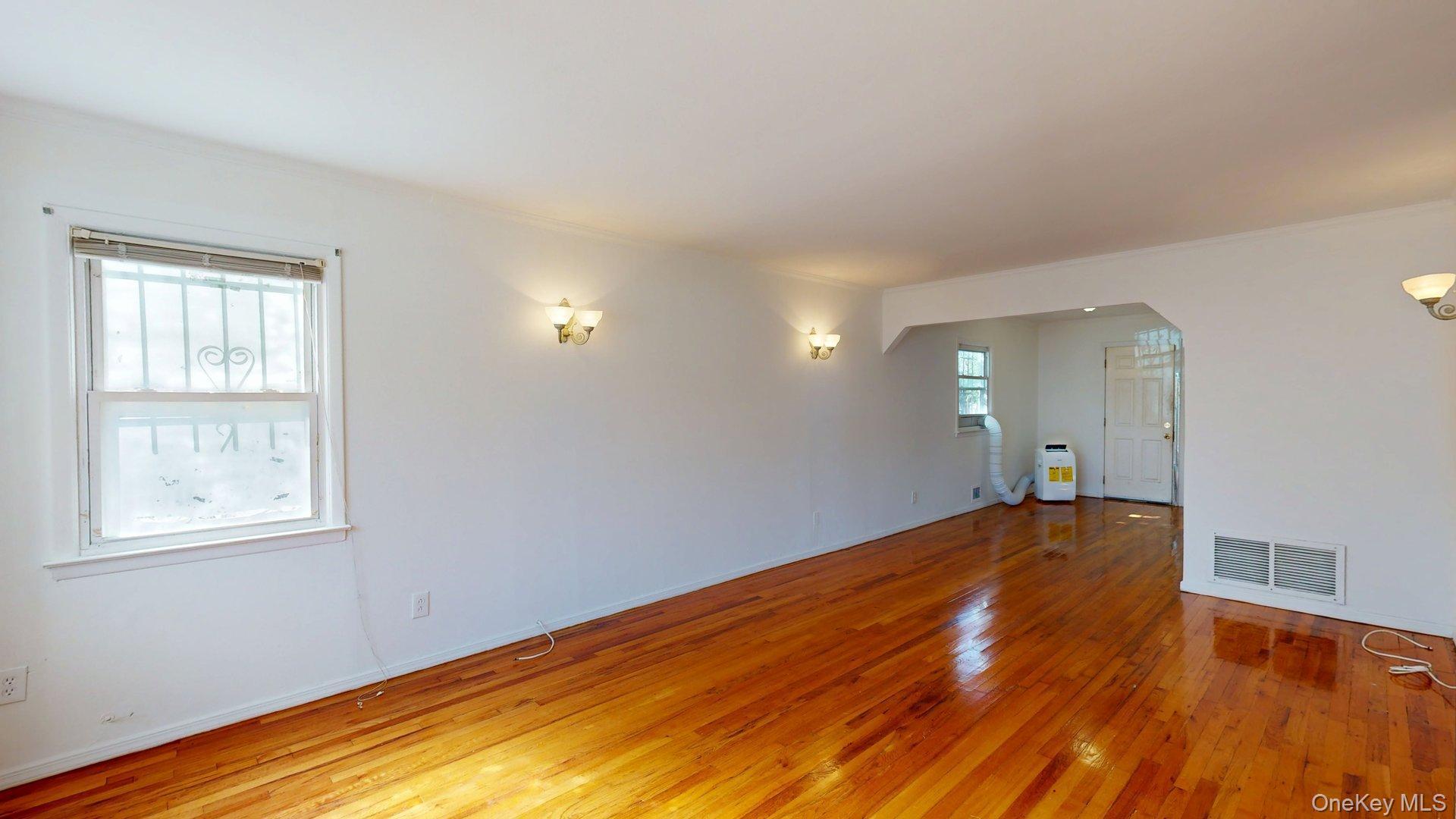 Single Family 149th  Queens, NY 11422, MLS-899756-4
