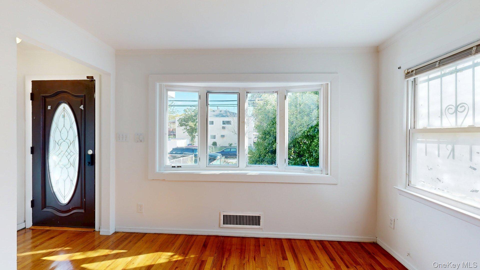Single Family 149th  Queens, NY 11422, MLS-899756-6