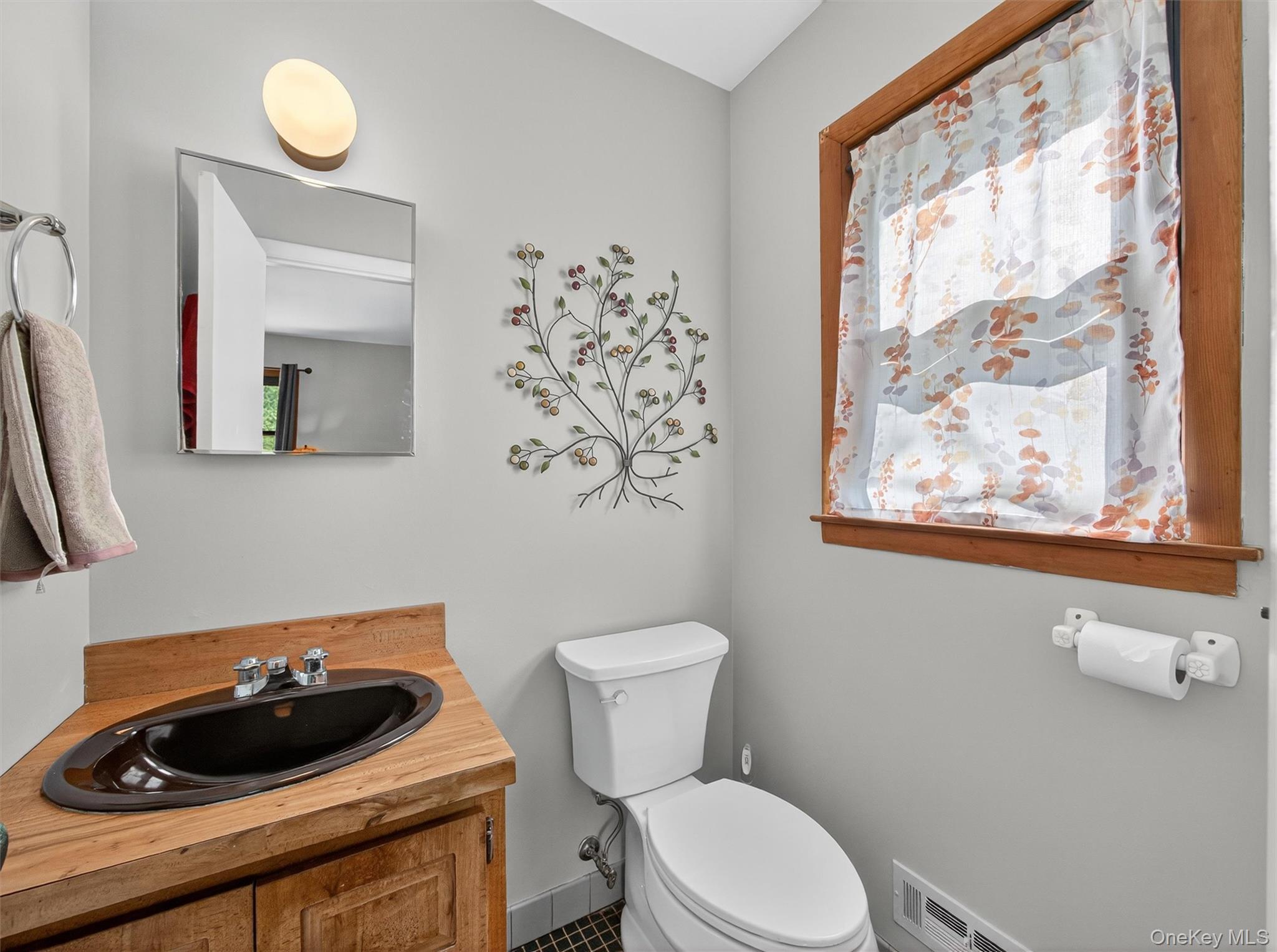 Single Family Hearthston  Rockland County, NY 10952, MLS-899795-10