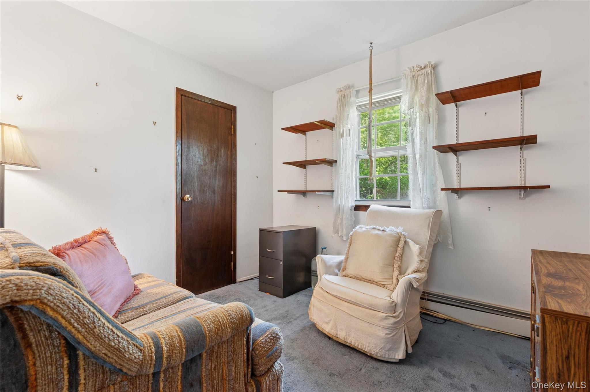 Single Family Chichester Ave Suffolk County, NY 11934, MLS-899813-10